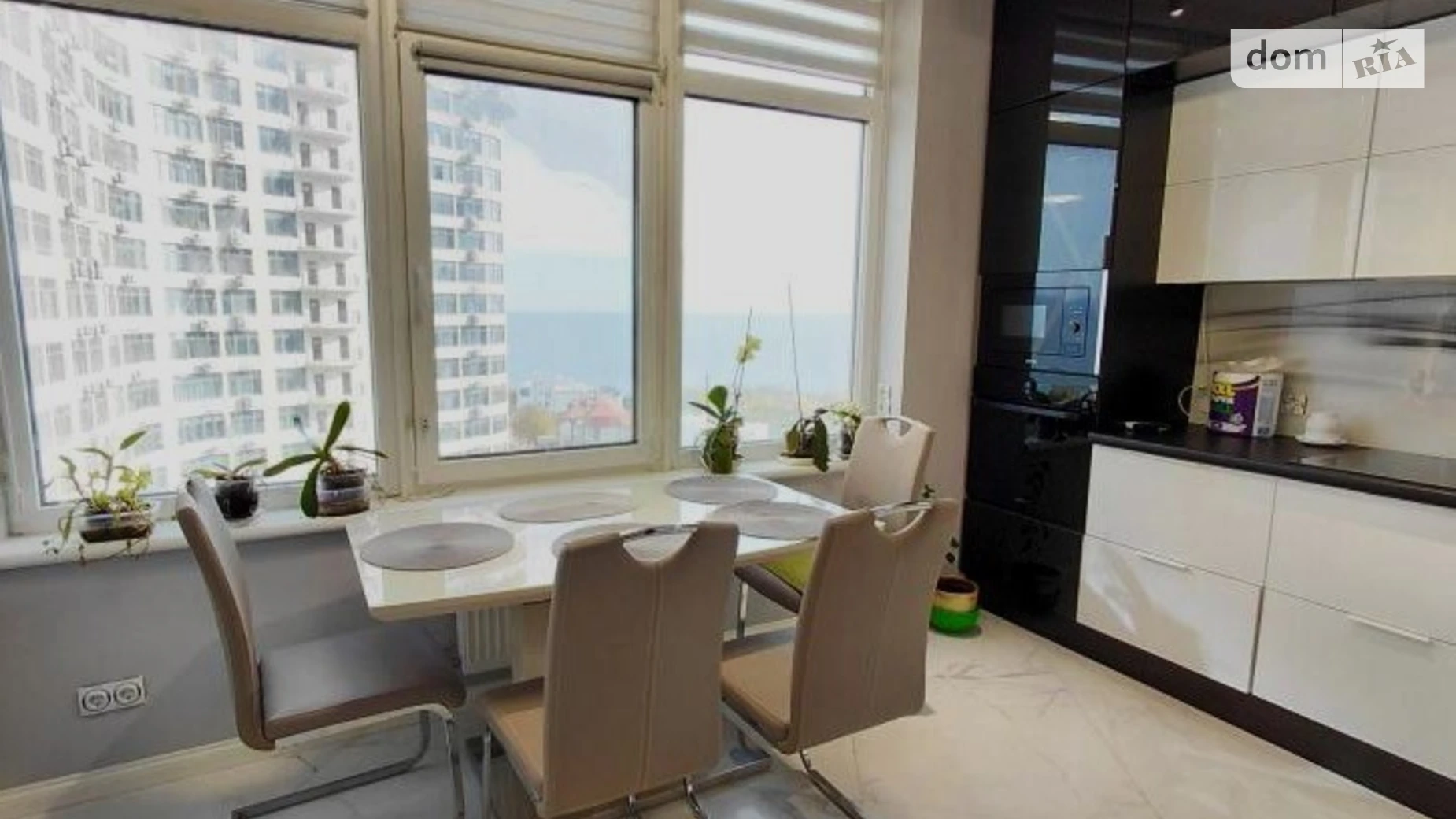 Продается 2-комнатная квартира 80 кв. м в Одессе, ул. Валерия Самофалова - фото 3