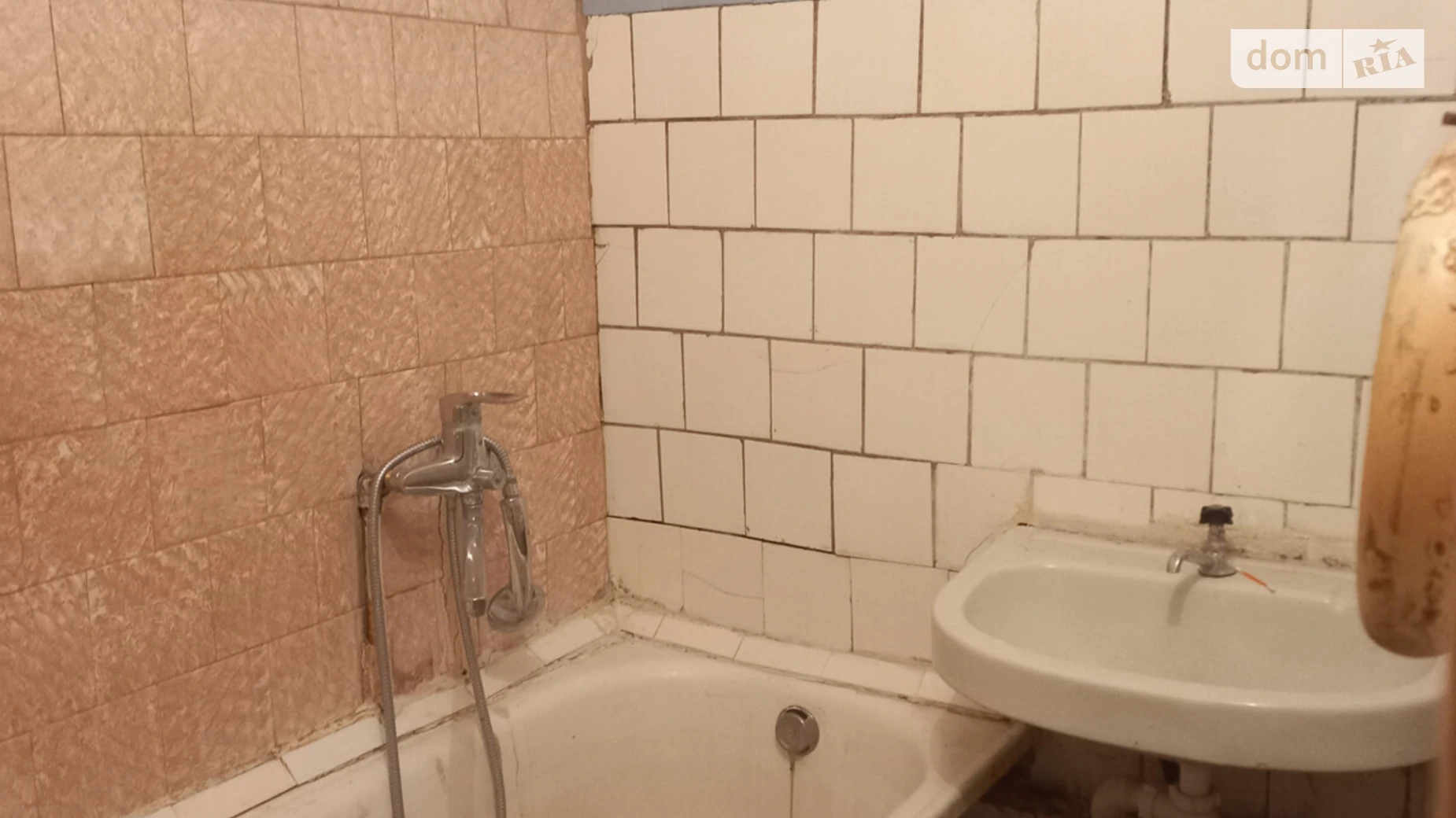 Продается 3-комнатная квартира 61.5 кв. м в Львове, ул. Любинская - фото 3