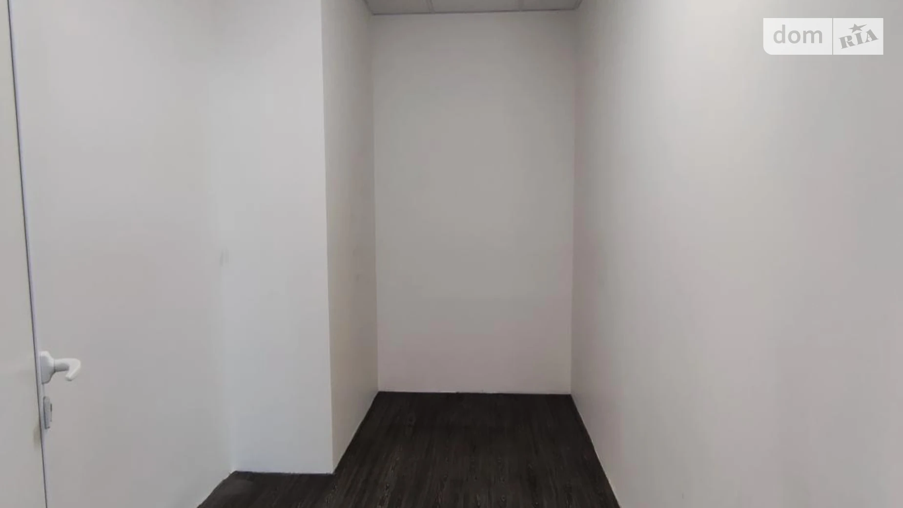 Сдается в аренду офис 293 кв. м в бизнес-центре, цена: 4981 $ - фото 4