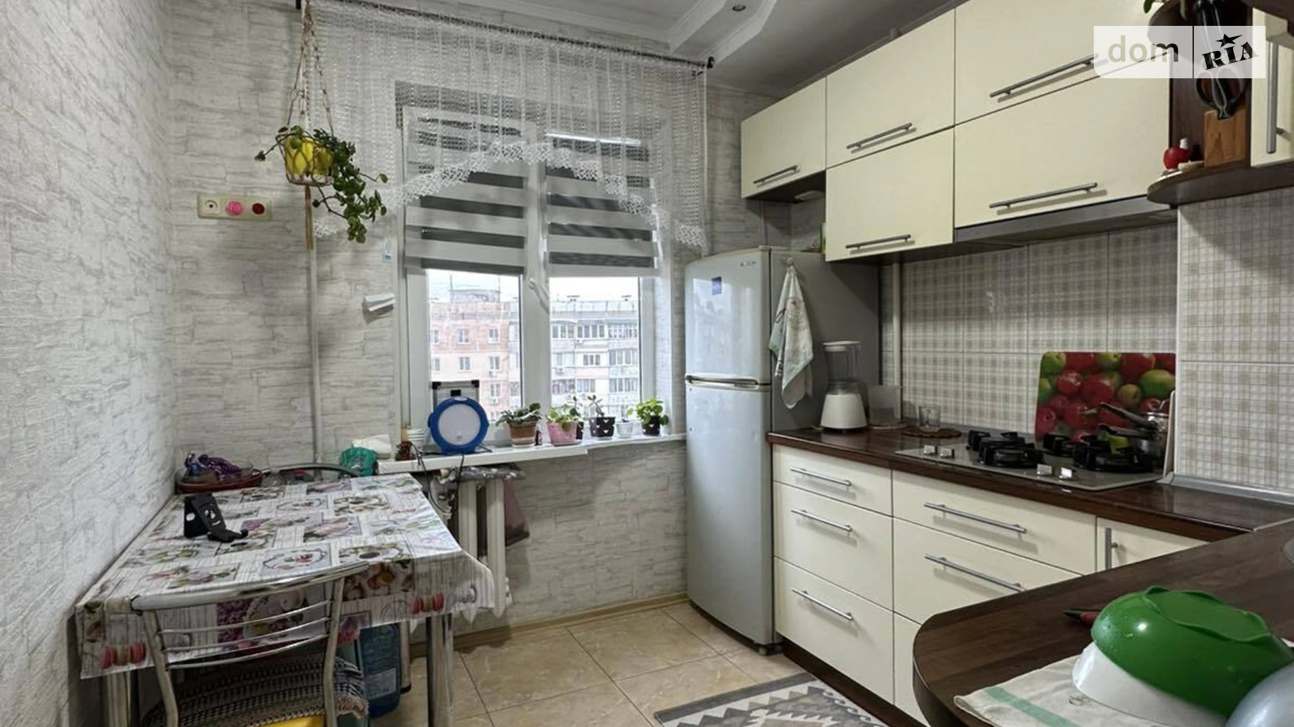 Продается 2-комнатная квартира 48.5 кв. м в Одессе, ул. Академика Королева, 81/1 - фото 2