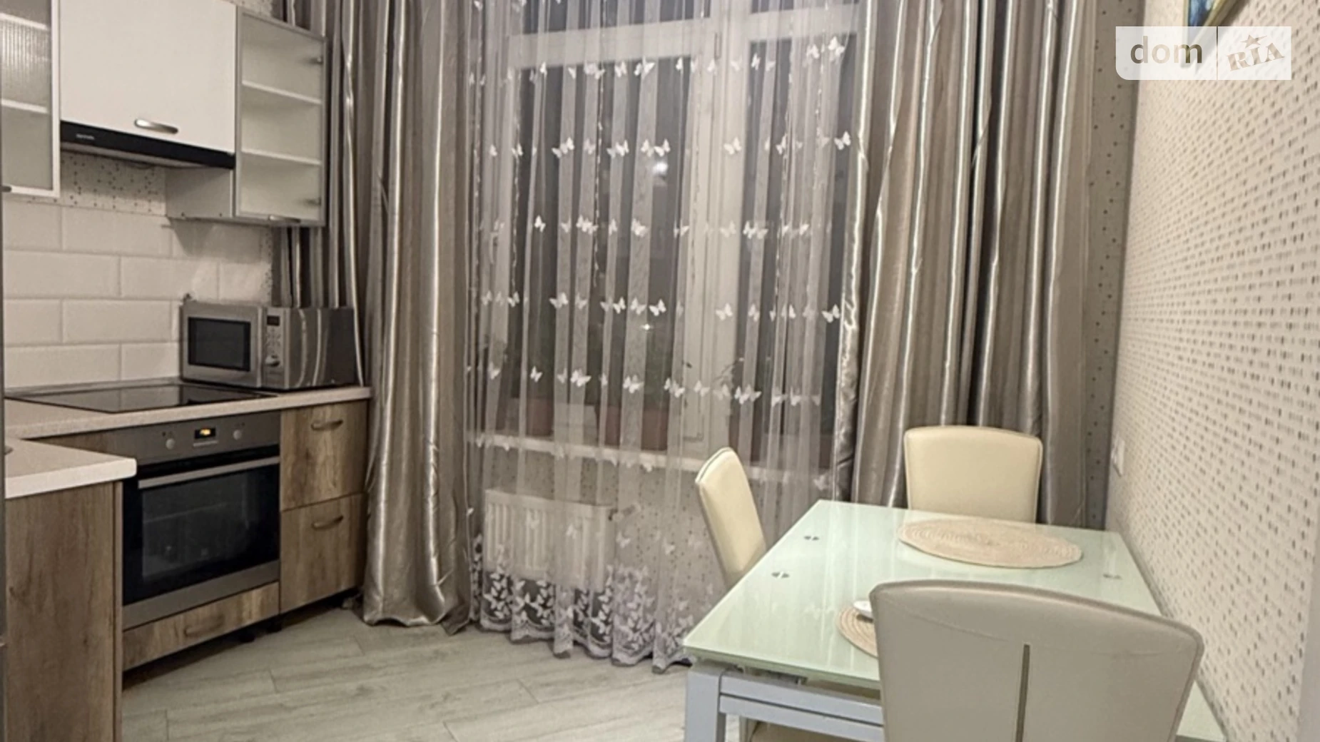 Сдается в аренду 2-комнатная квартира 55 кв. м в Одессе, ул. Валерия Самофалова, 16А/1 - фото 2