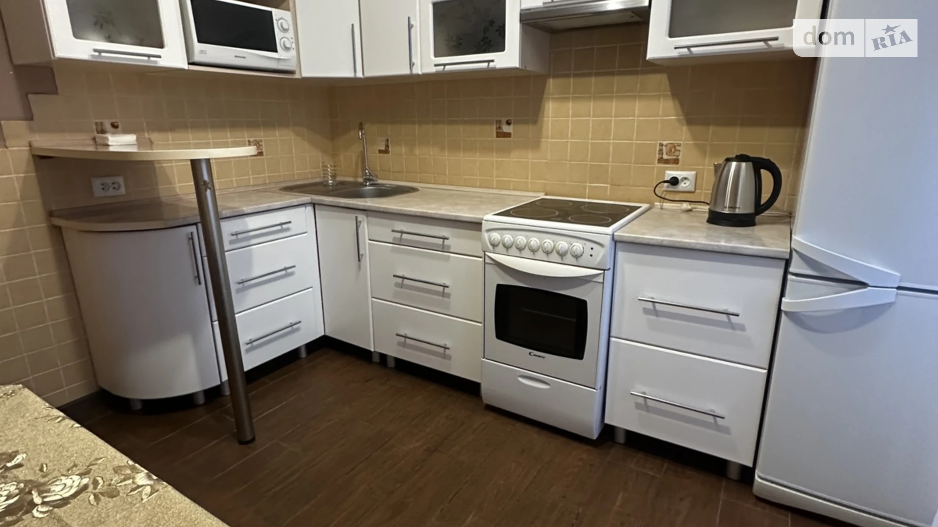 Продается 1-комнатная квартира 35 кв. м в Ровно, ул. Василия Червония(Гагарина) - фото 2