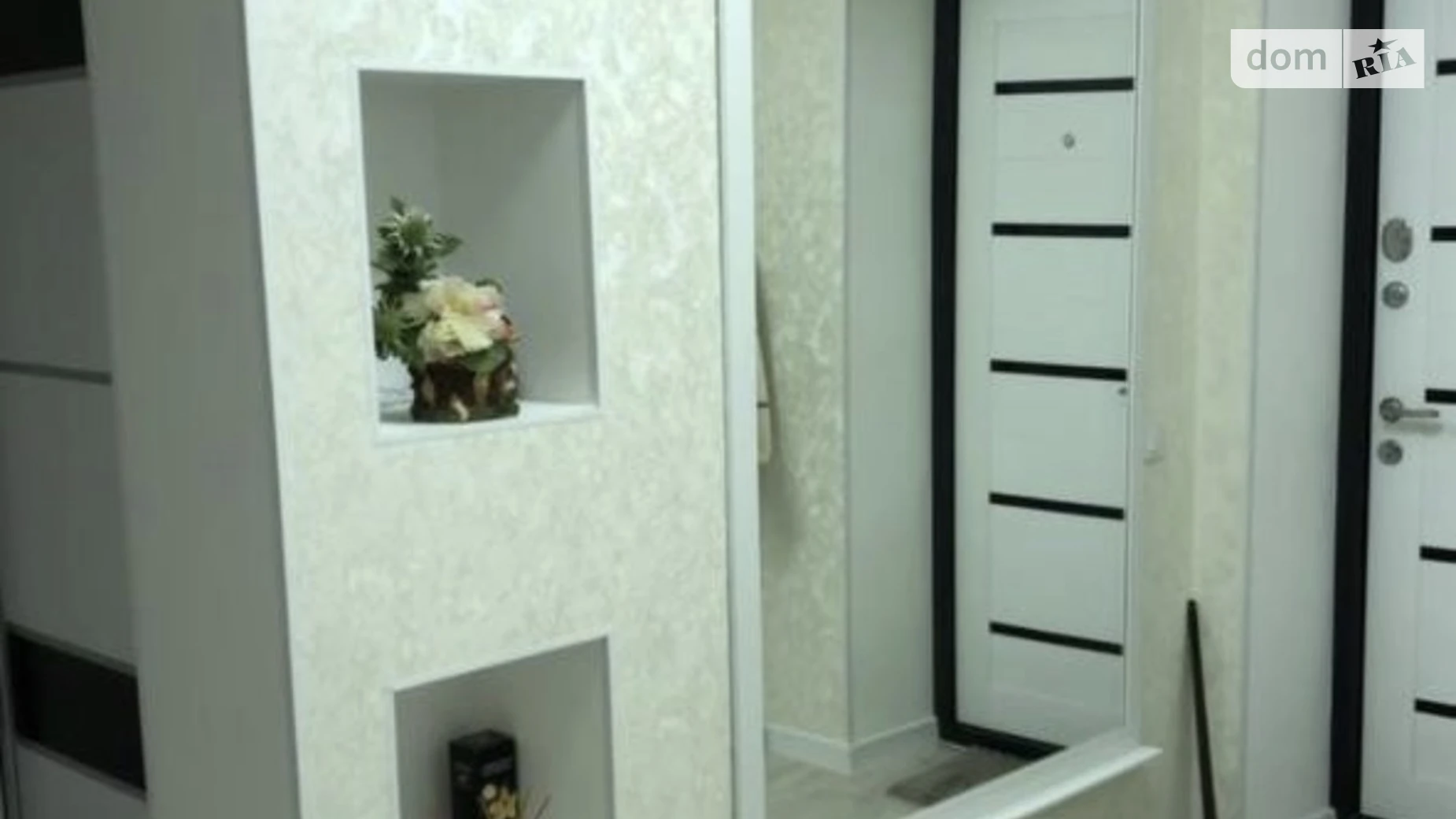 Продается 2-комнатная квартира 50 кв. м в, цена: 53000 $ - фото 2