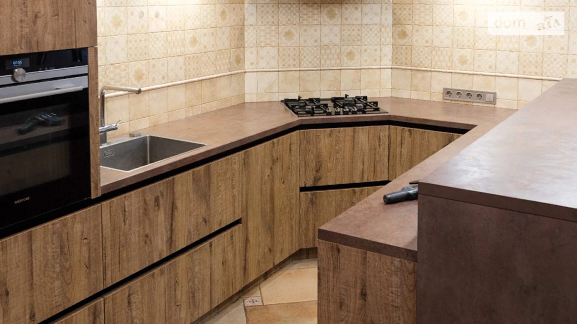 Продается дом на 2 этажа 215 кв. м с садом, цена: 450000 $ - фото 5