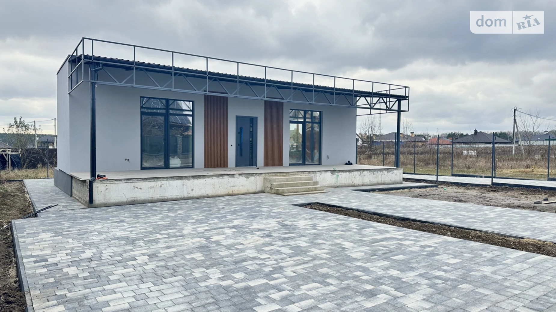 Продается одноэтажный дом 135 кв. м с баней/сауной, цена: 150000 $ - фото 2