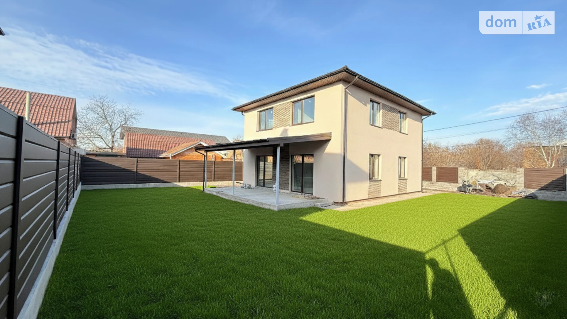 Продается дом на 2 этажа 154 кв. м с гаражом, цена: 175000 $ - фото 5