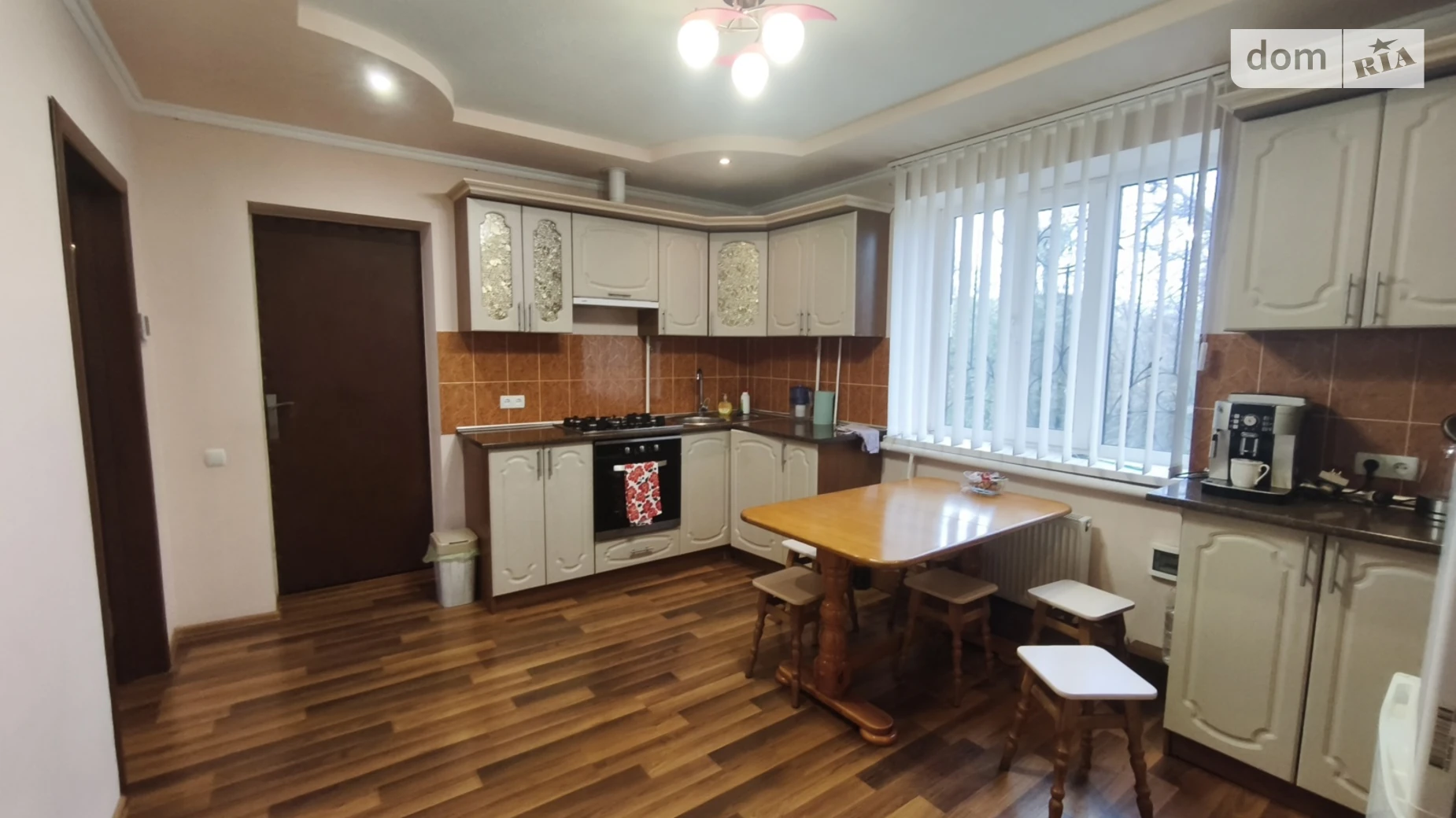 Продается дом на 2 этажа 215 кв. м с беседкой, цена: 220000 $ - фото 2