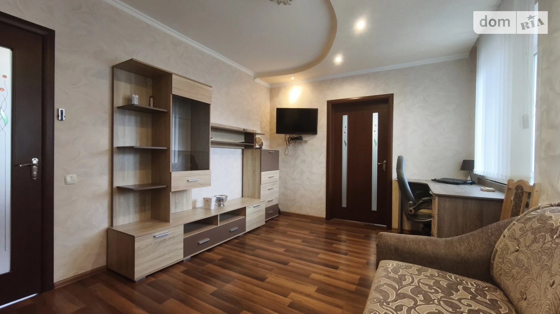 Продается дом на 2 этажа 215 кв. м с беседкой, цена: 220000 $ - фото 4