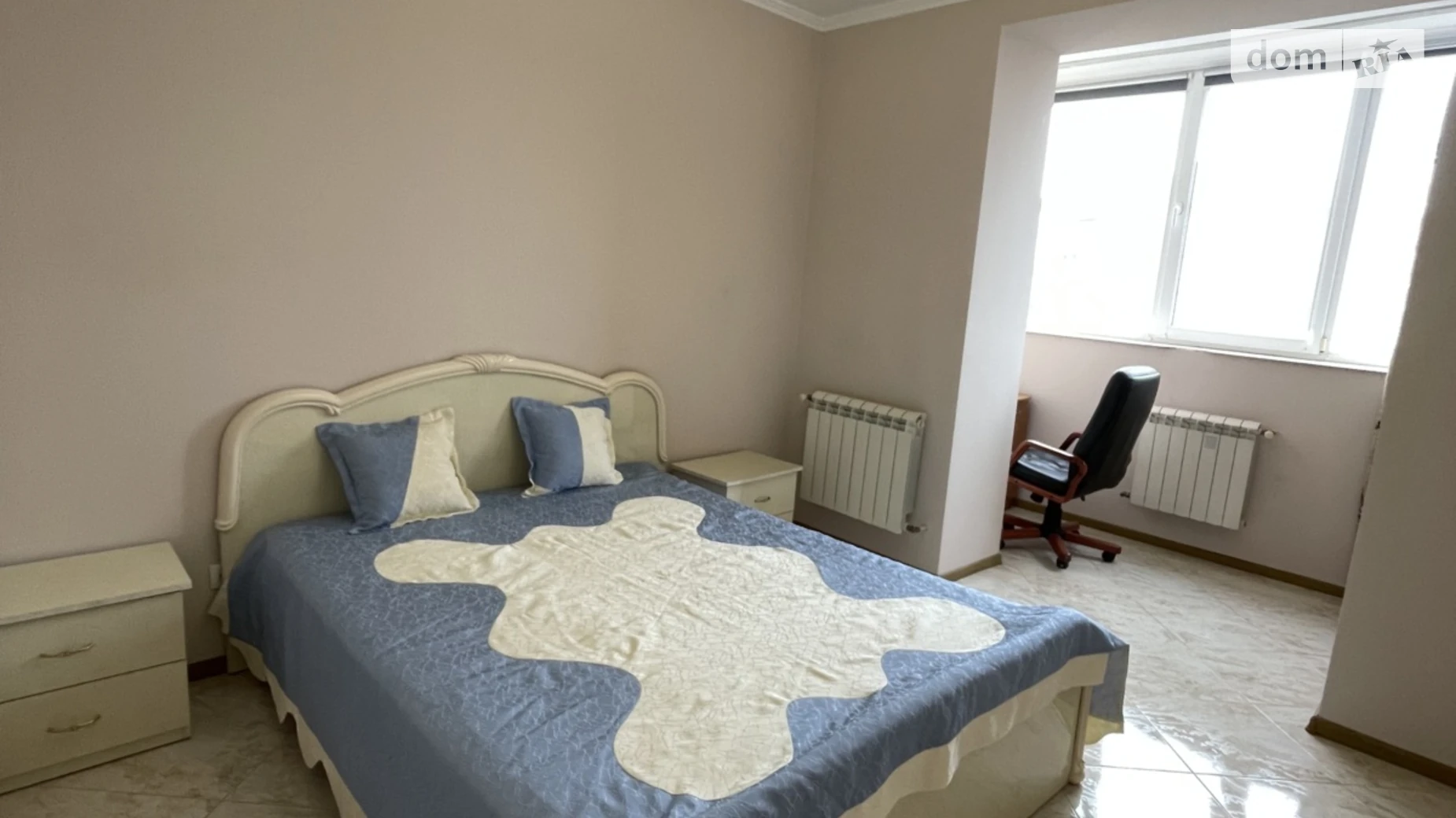 Сдается в аренду 2-комнатная квартира 68 кв. м в Ивано-Франковске, цена: 370 $ - фото 2