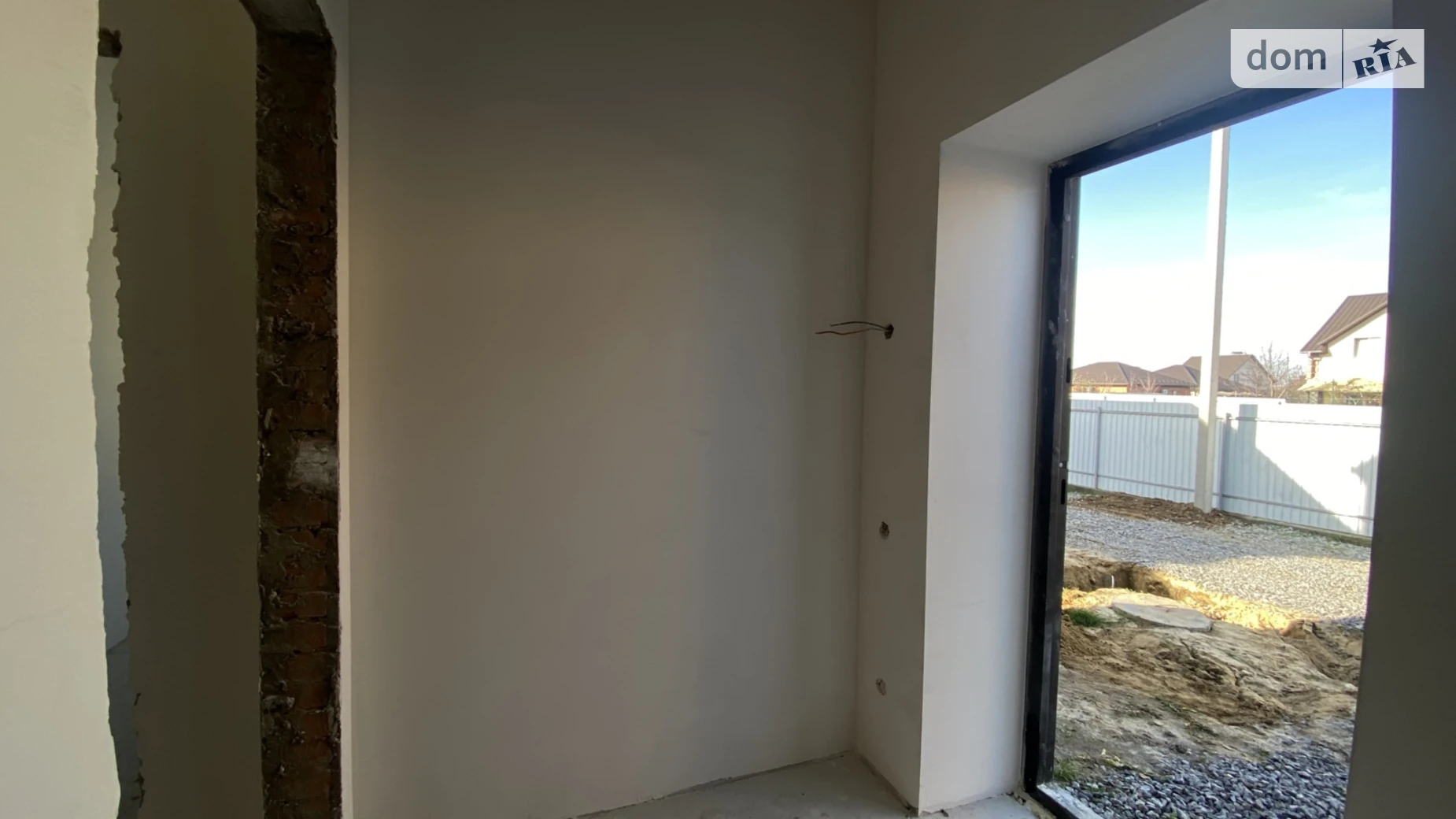 Продается дом на 2 этажа 108 кв. м с гаражом, цена: 89000 $ - фото 3