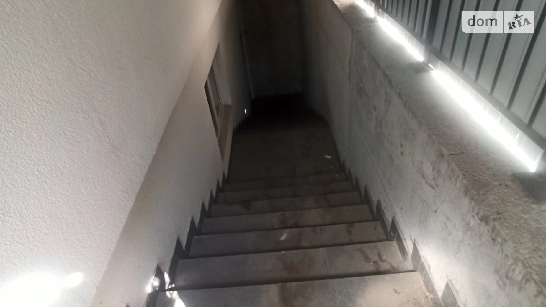 Сдается в аренду помещения свободного назначения 50.5 кв. м в 5-этажном здании, цена: 20000 грн - фото 2