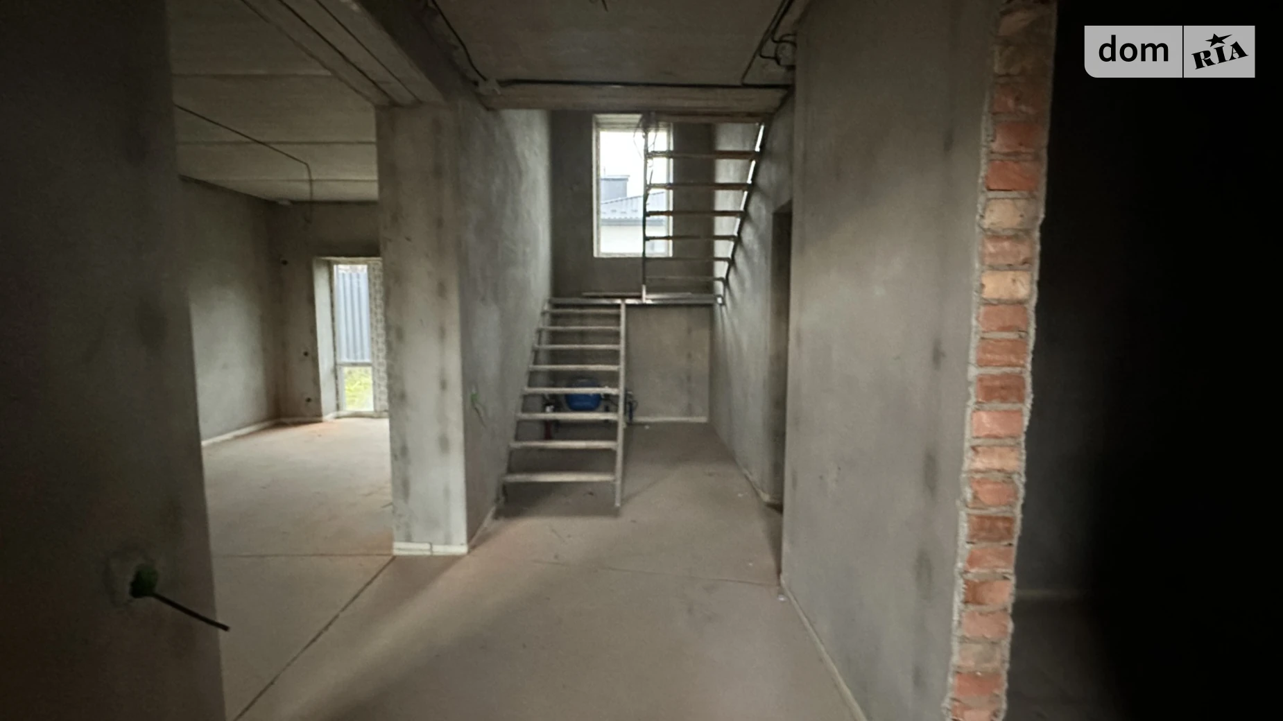 Продается дом на 2 этажа 103 кв. м с садом, цена: 85000 $ - фото 4