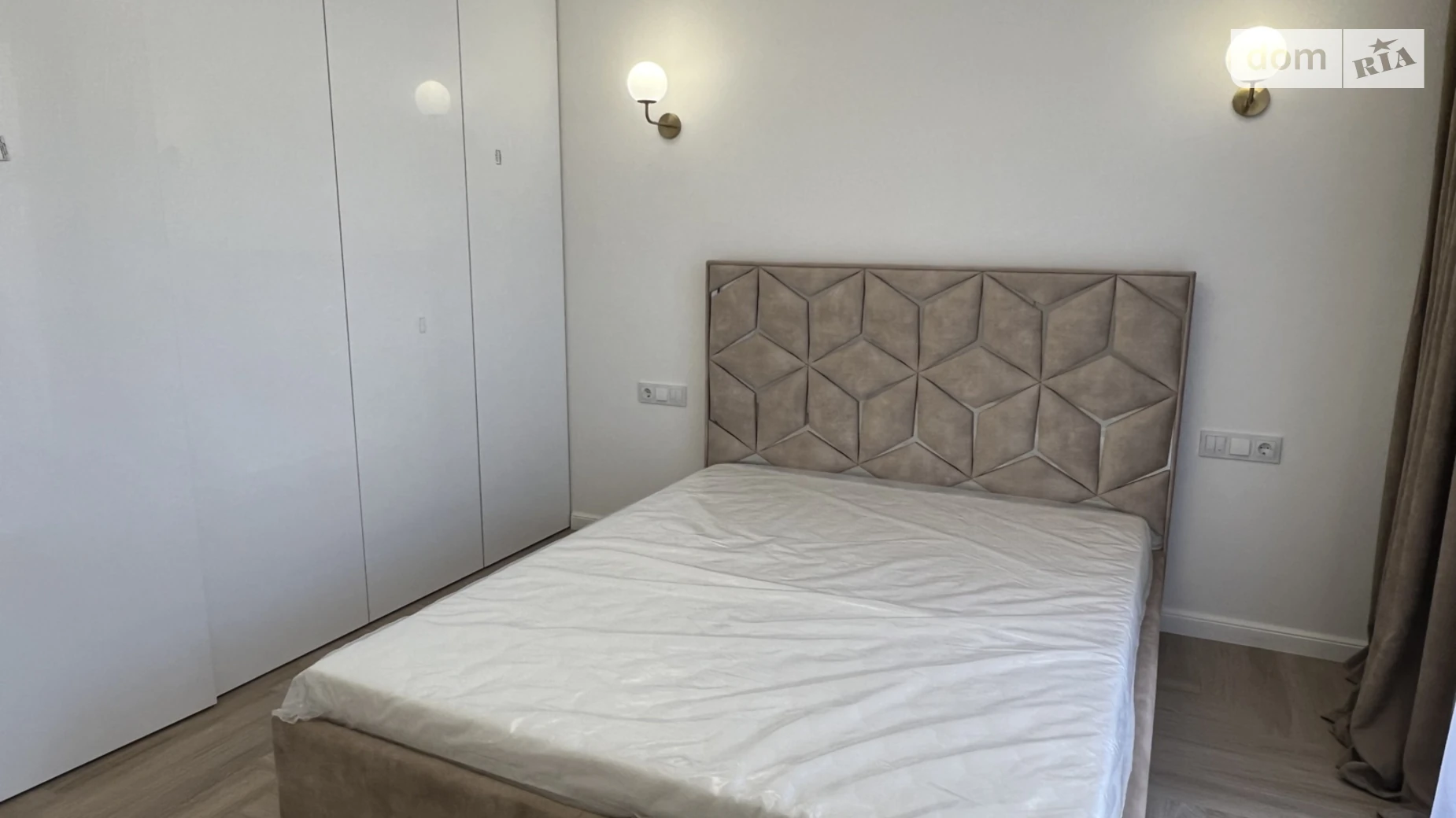 2-комнатная квартира 66.8 кв. м в, цена: 117000 $ - фото 3