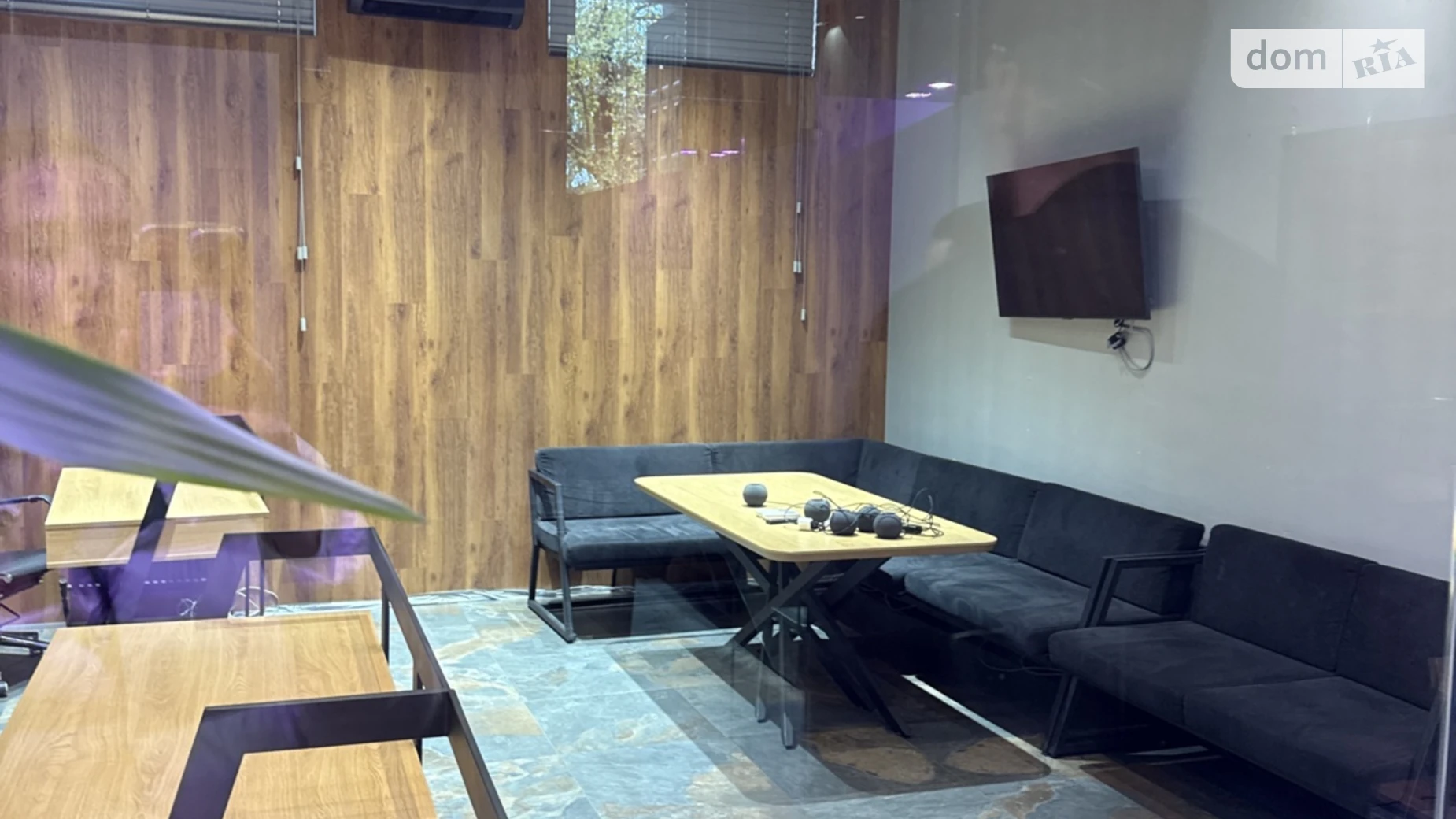 Сдается в аренду офис 267 кв. м в бизнес-центре, цена: 2000 $ - фото 3