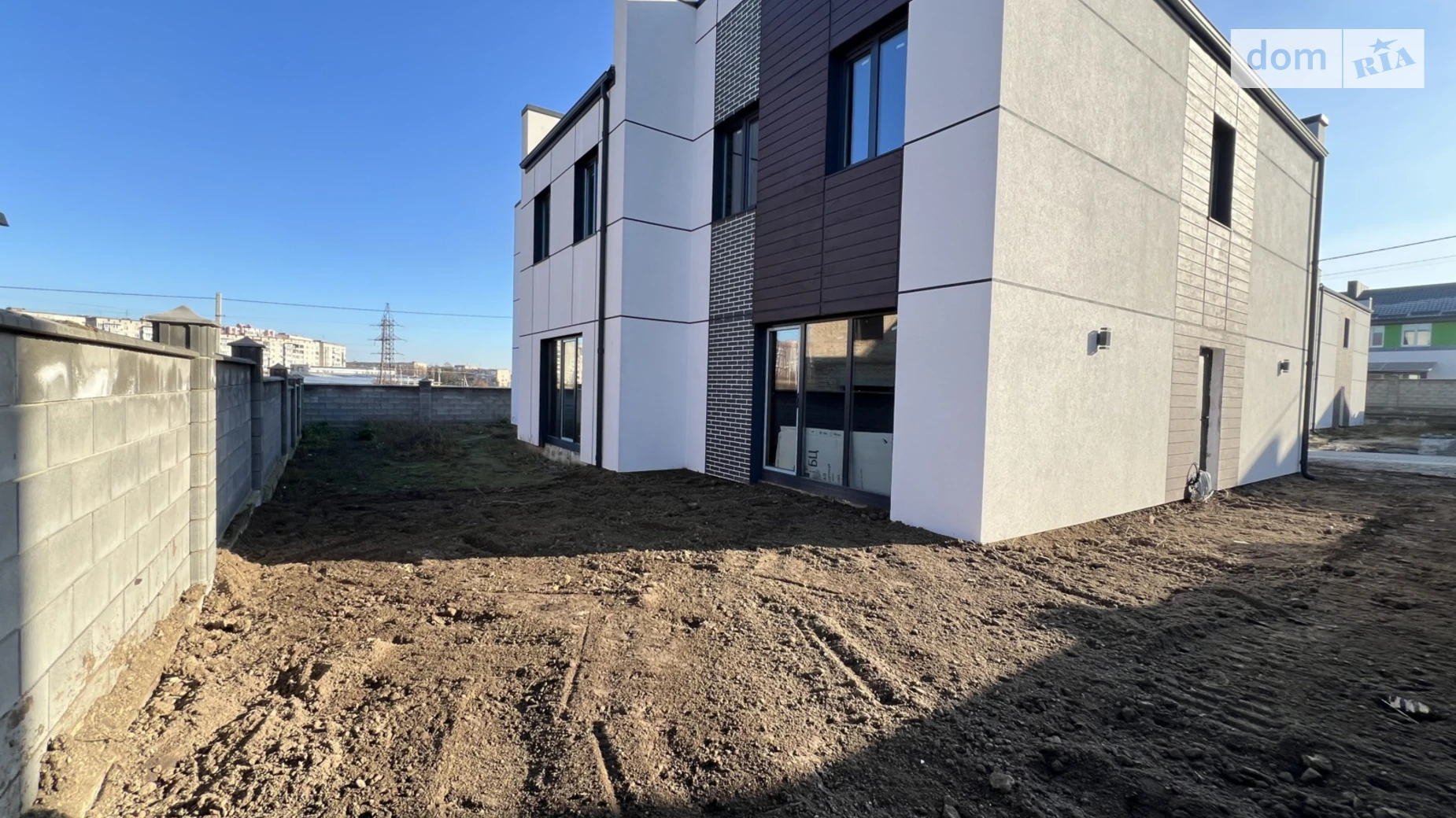 ул. Кулика и Гудачека(Макарова) Авторынок Ровно, цена: 57000 $ - фото 3