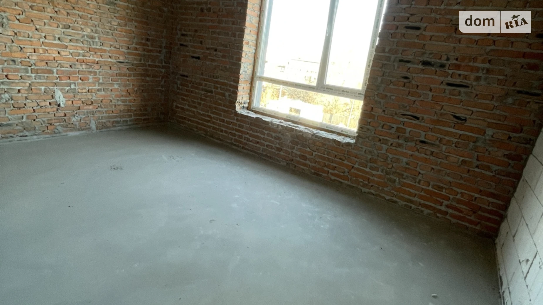 Продается 2-комнатная квартира 58 кв. м в Гостомеле, ул. Мирная - фото 2