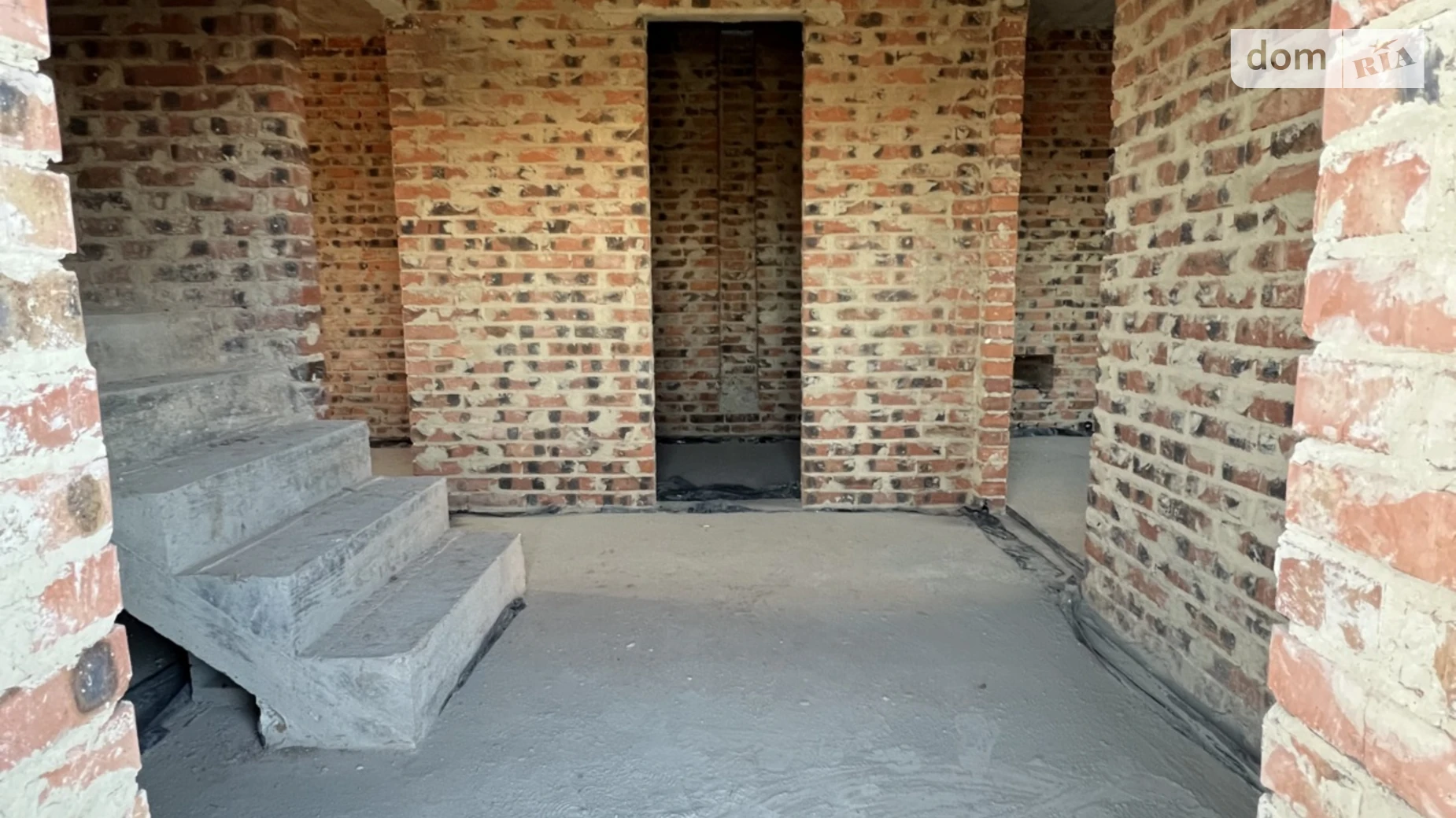 ул. Кулика и Гудачека(Макарова) Авторынок Ровно, цена: 65000 $ - фото 2