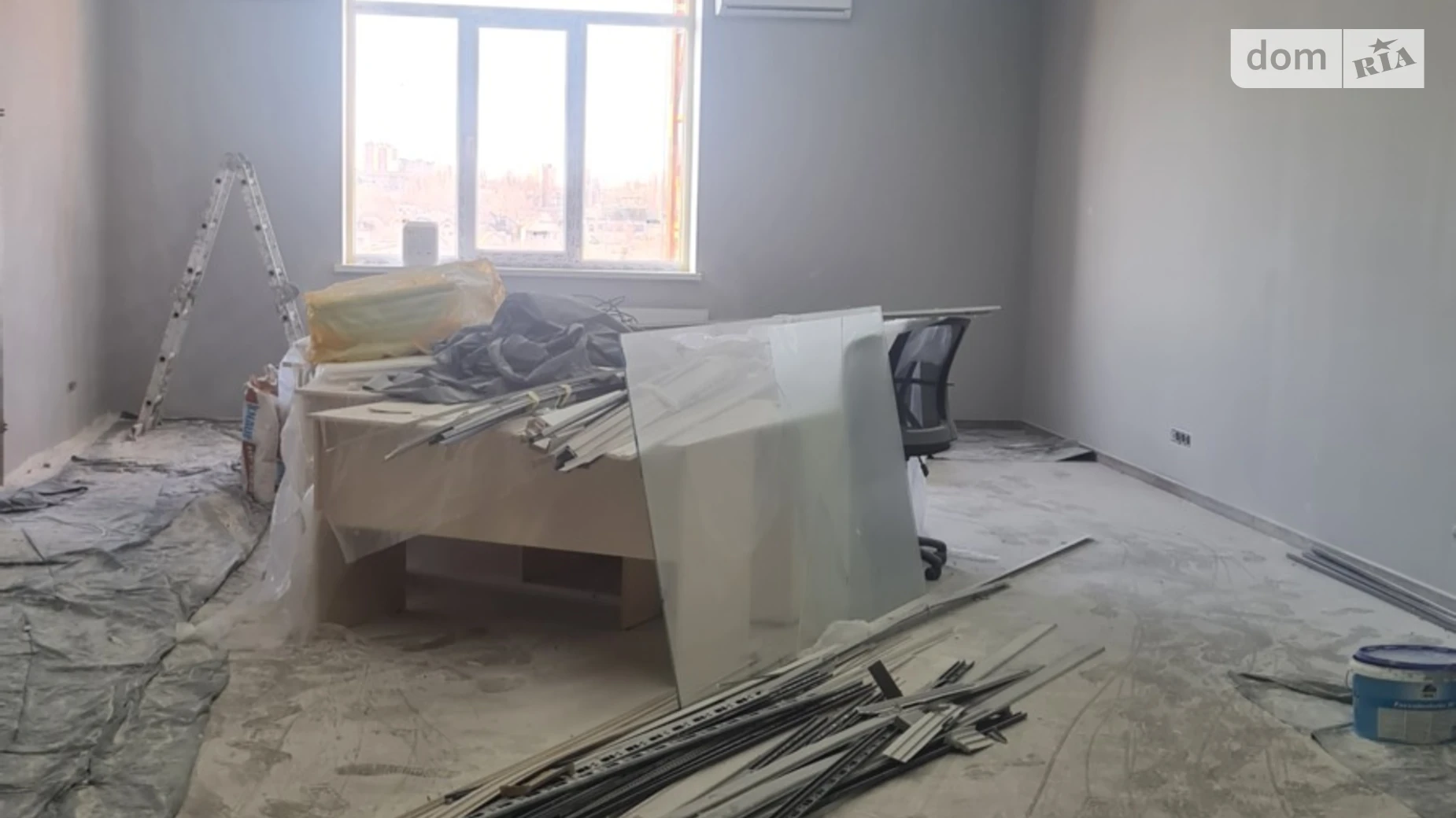 Сдается в аренду офис 1500 кв. м в бизнес-центре, цена: 375000 грн - фото 2