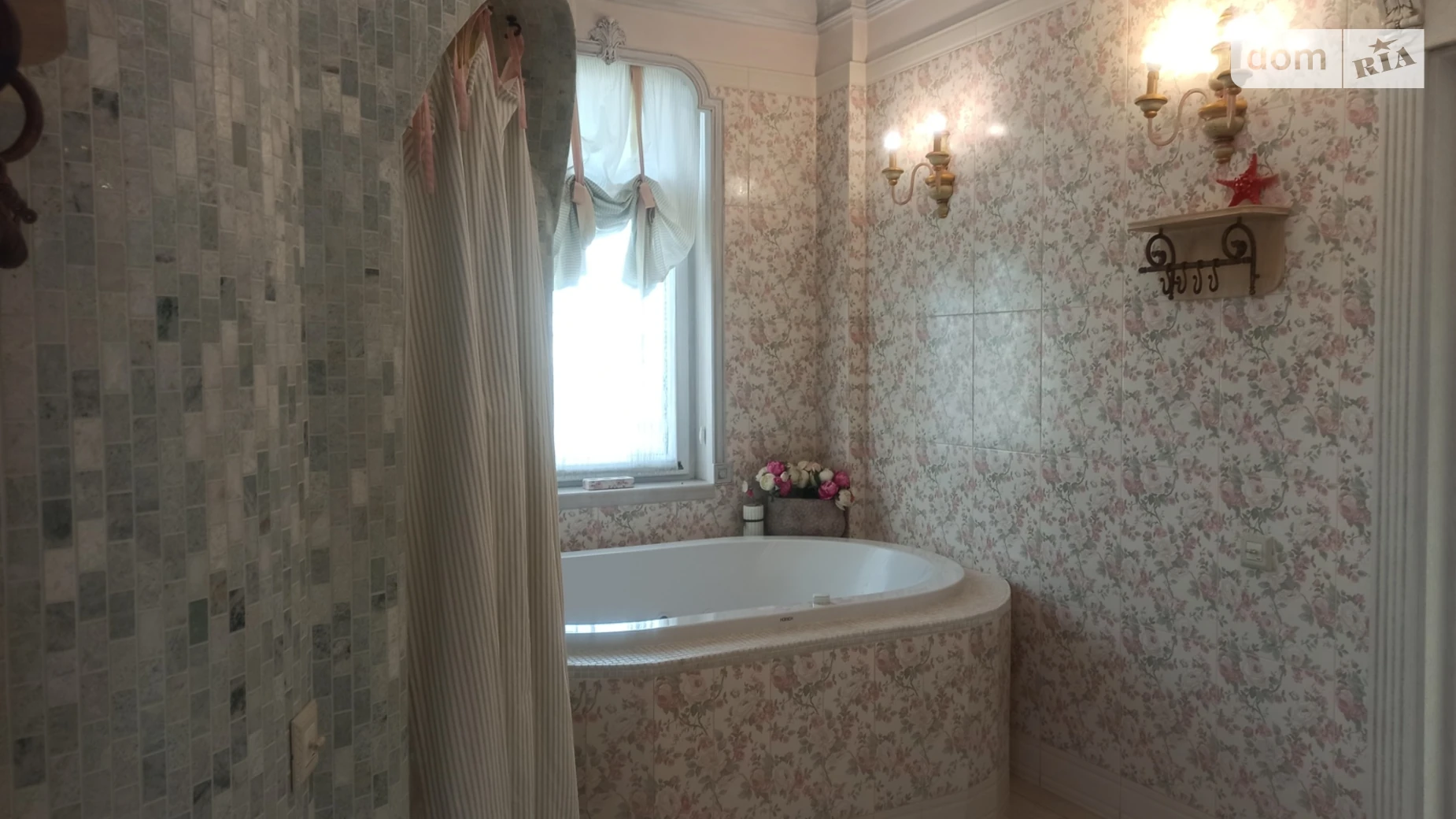 Продается 4-комнатная квартира 211.3 кв. м в Киеве, ул. Олеся Гончара, 35 - фото 4