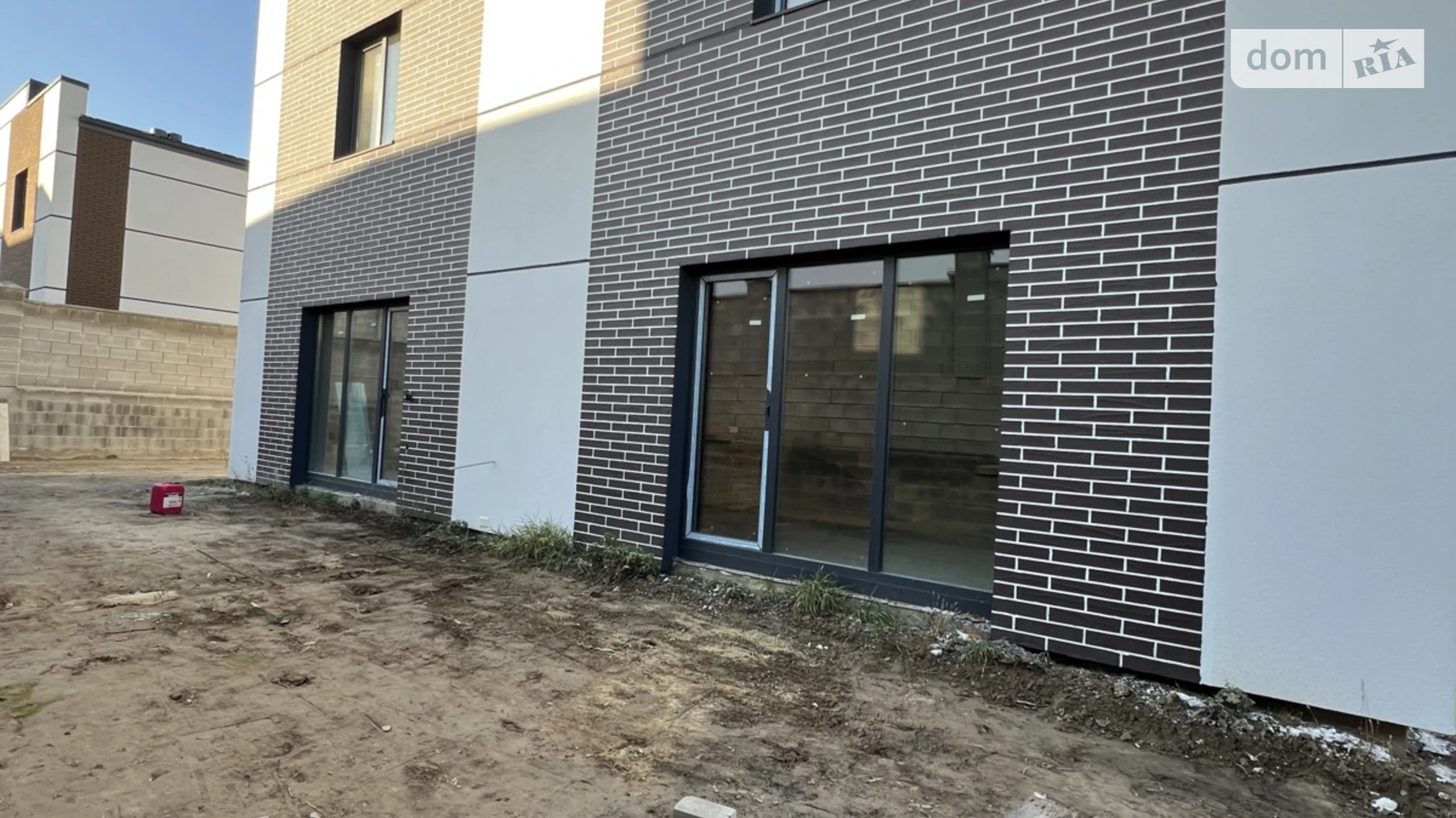 ул. Кулика и Гудачека(Макарова) Авторынок Ровно, цена: 75000 $ - фото 3