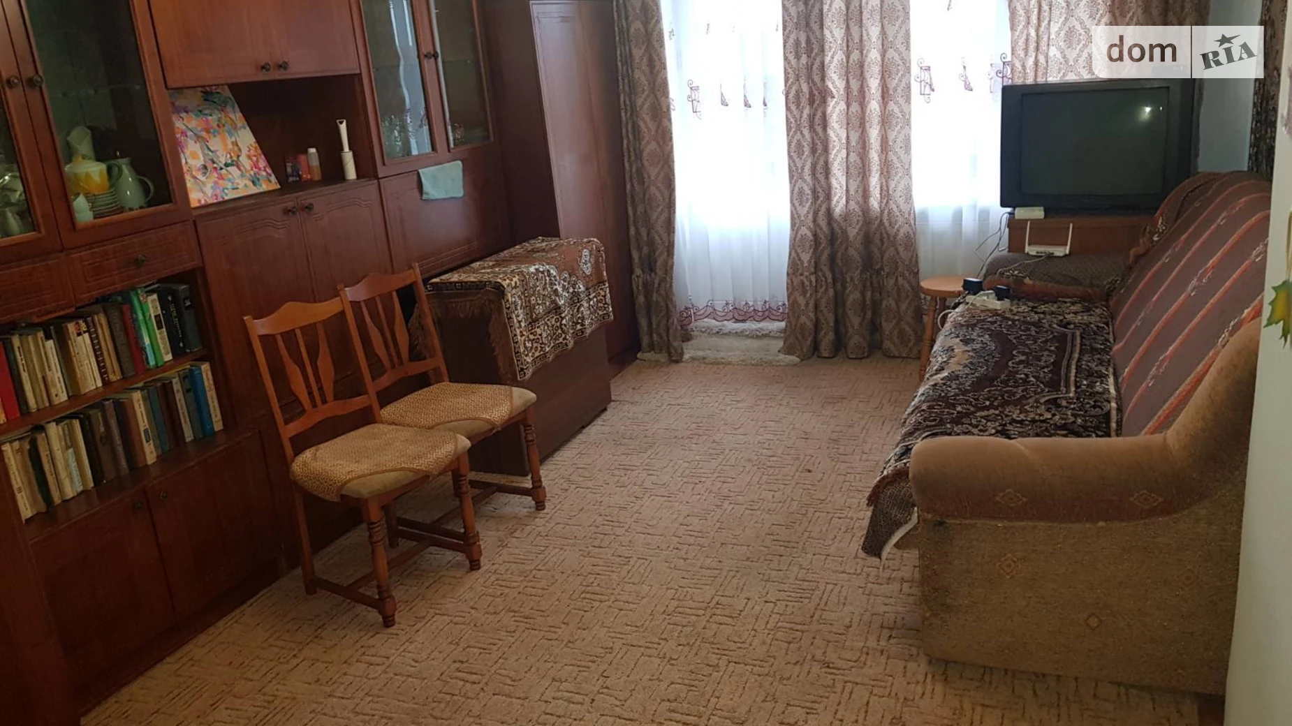 Продается 3-комнатная квартира 60.9 кв. м в Каменке-Бугской, ул. Богуна Ивана - фото 2