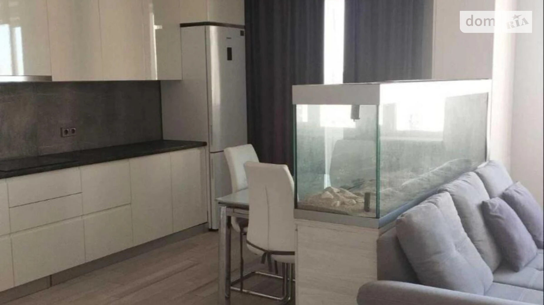 Продается 2-комнатная квартира 68 кв. м в Харькове, ул. Гвардейцев-Широнинцев, 72А - фото 2