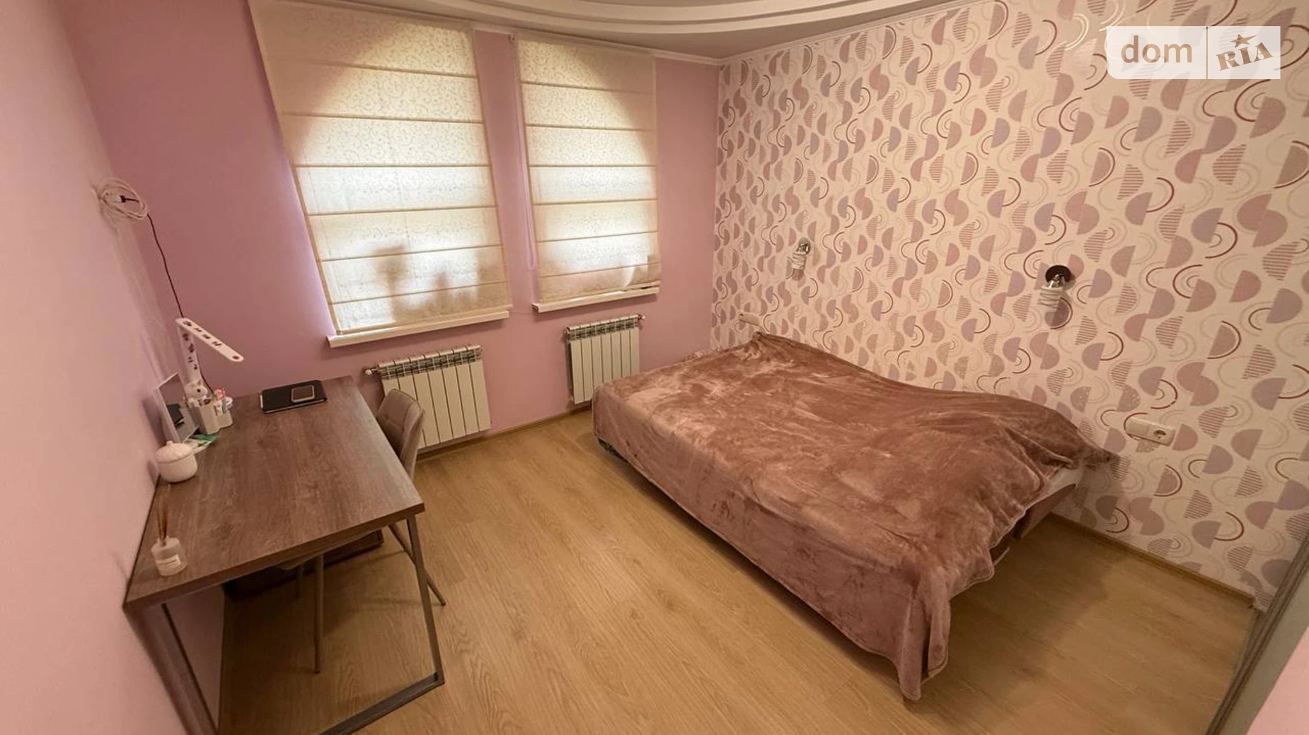 Продается дом на 2 этажа 128.2 кв. м с камином, цена: 157000 $ - фото 3