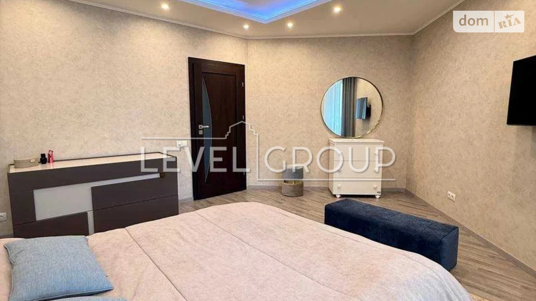 Продается 3-комнатная квартира 141 кв. м в Киеве, ул. Голосеевская, 13 - фото 2