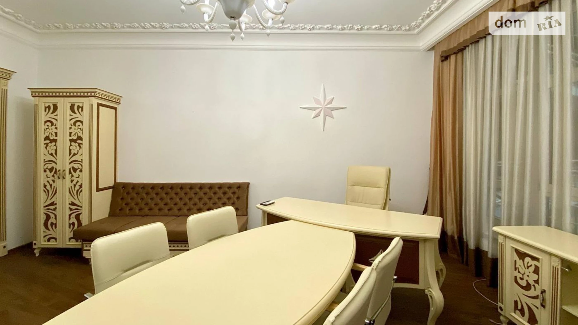 Сдается в аренду офис 62.9 кв. м в бизнес-центре, цена: 1150 $ - фото 3