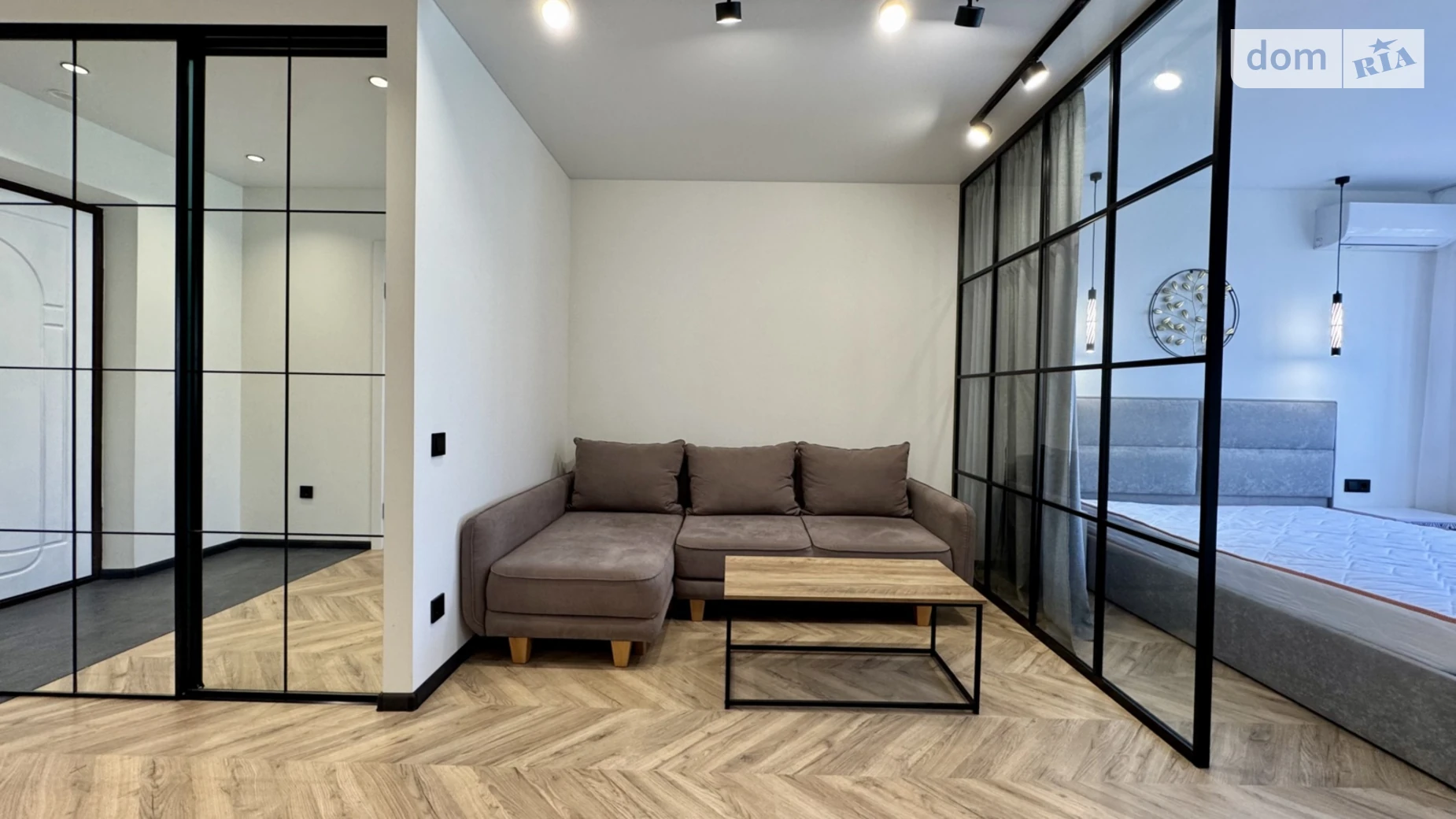 Сдается в аренду 1-комнатная квартира 40.4 кв. м в, цена: 17000 грн - фото 2