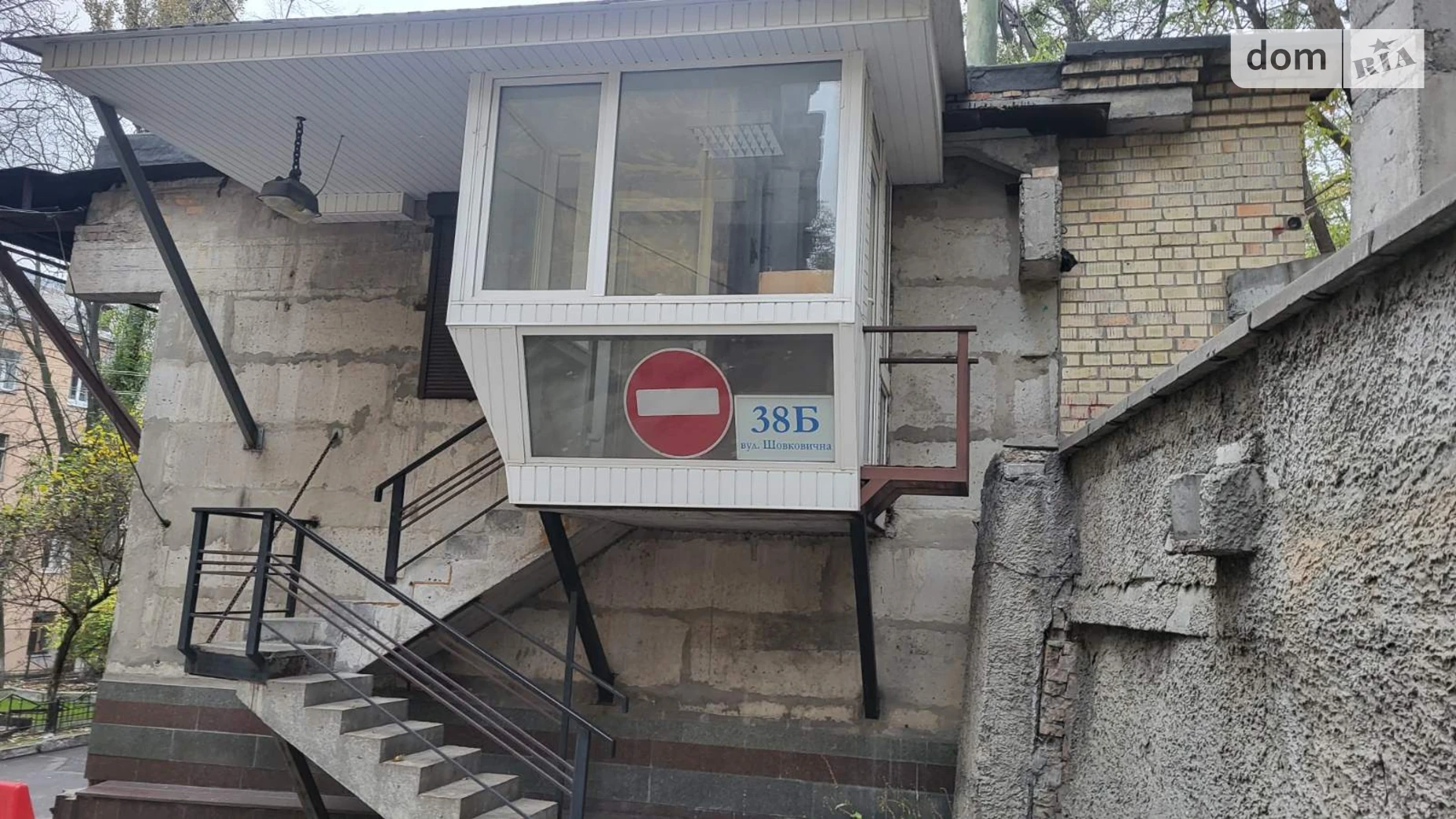 Продается отдельно стоящий гараж под легковое авто на 17.3 кв. м, цена: 23000 $ - фото 4