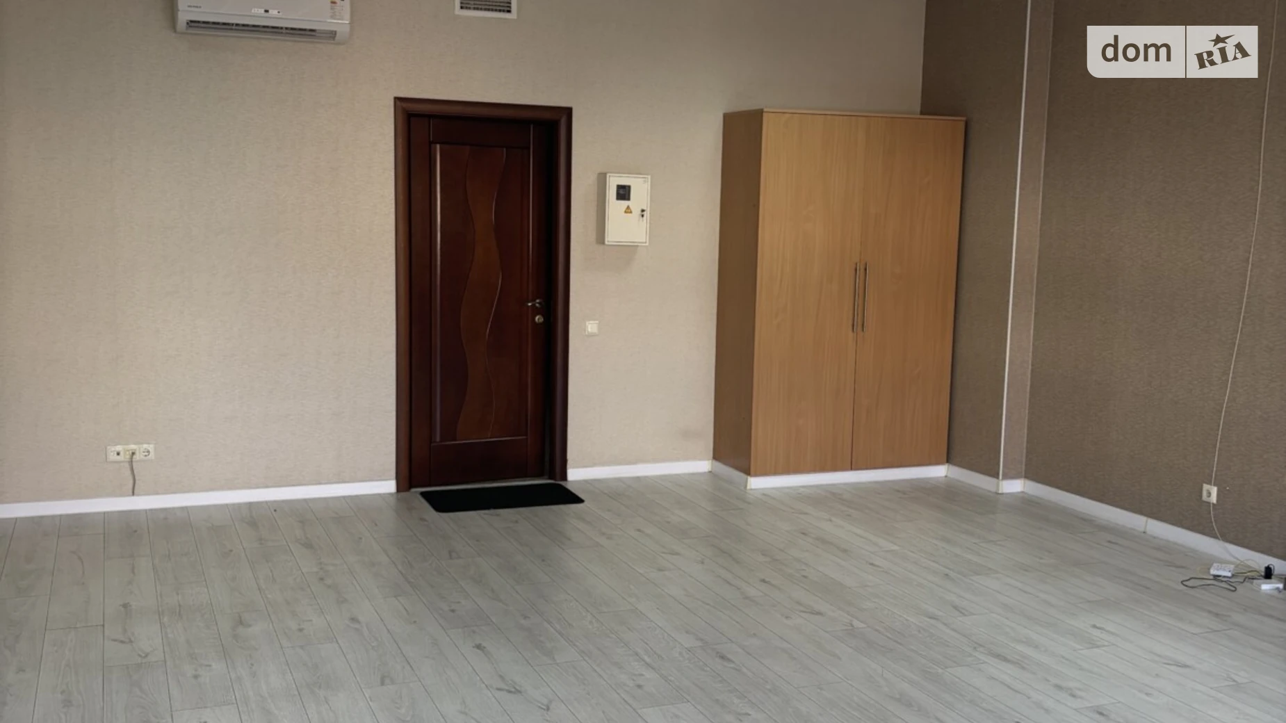 Сдается в аренду офис 52 кв. м в бизнес-центре, цена: 9100 грн - фото 2