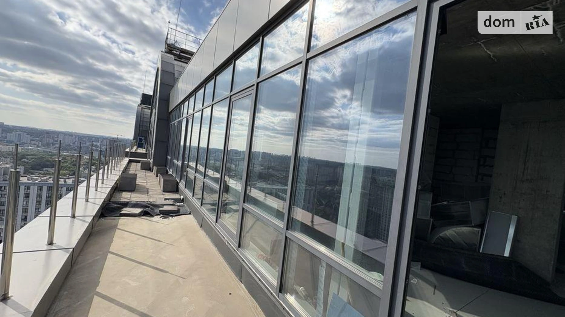 Продається 4-кімнатна квартира 200 кв. м у Києві, вул. Андрія Верхогляда(Драгомирова), 4Б - фото 5