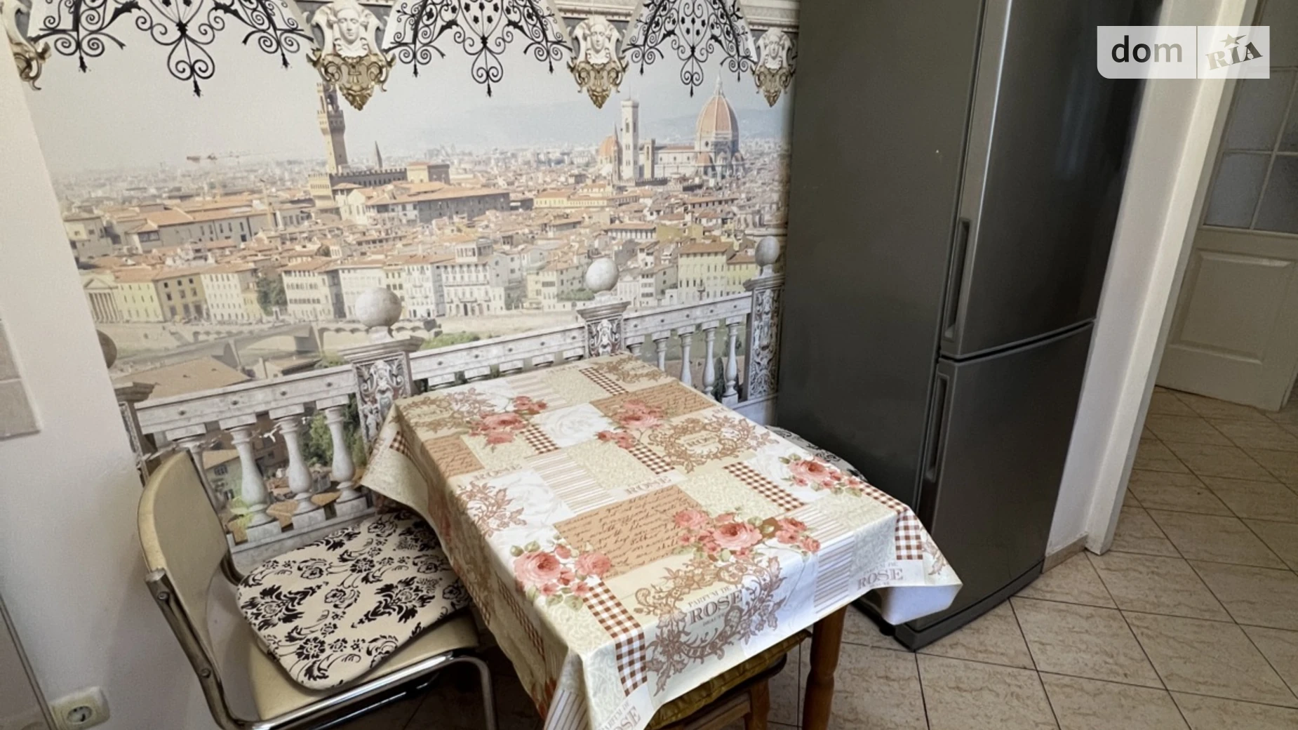 Продается дом на 2 этажа 145 кв. м с участком, цена: 145000 $ - фото 3