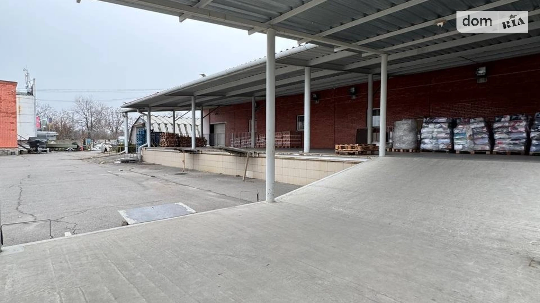 Продается объект сферы услуг 2350 кв. м в 2-этажном здании, цена: 1300000 $ - фото 2