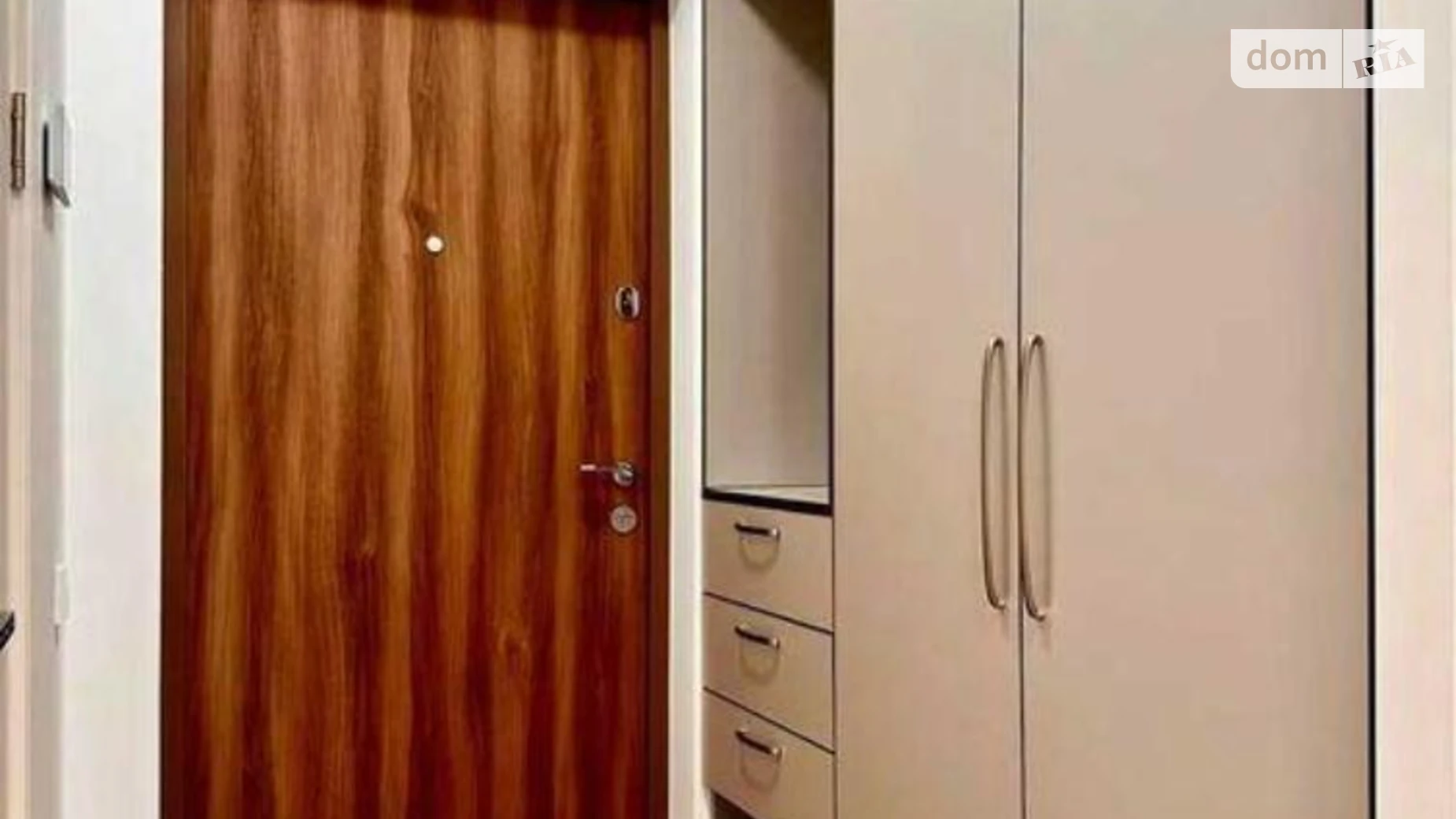 Продается 1-комнатная квартира 44 кв. м в Киеве, ул. Ивана Выговского(Маршала Гречко), 44 - фото 2