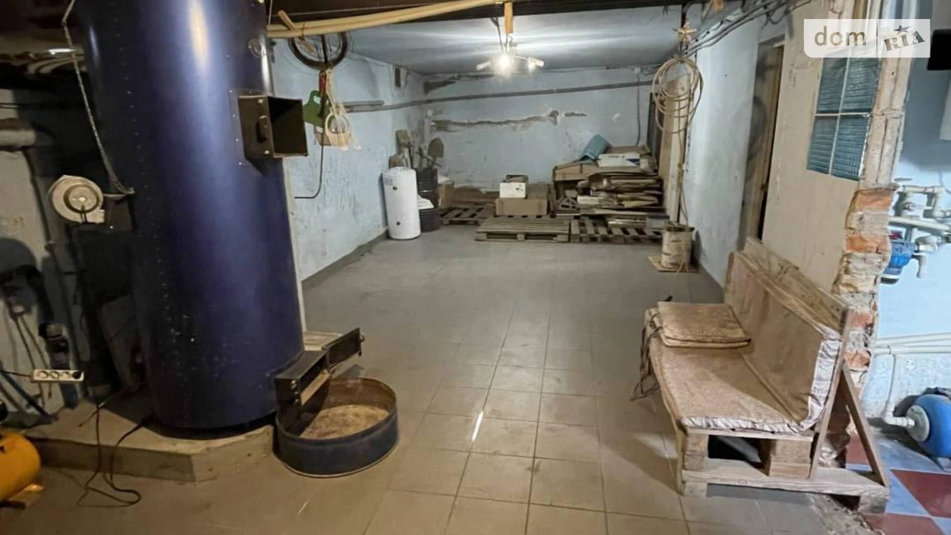 Продается дом на 2 этажа 225 кв. м с участком, цена: 120000 $ - фото 2