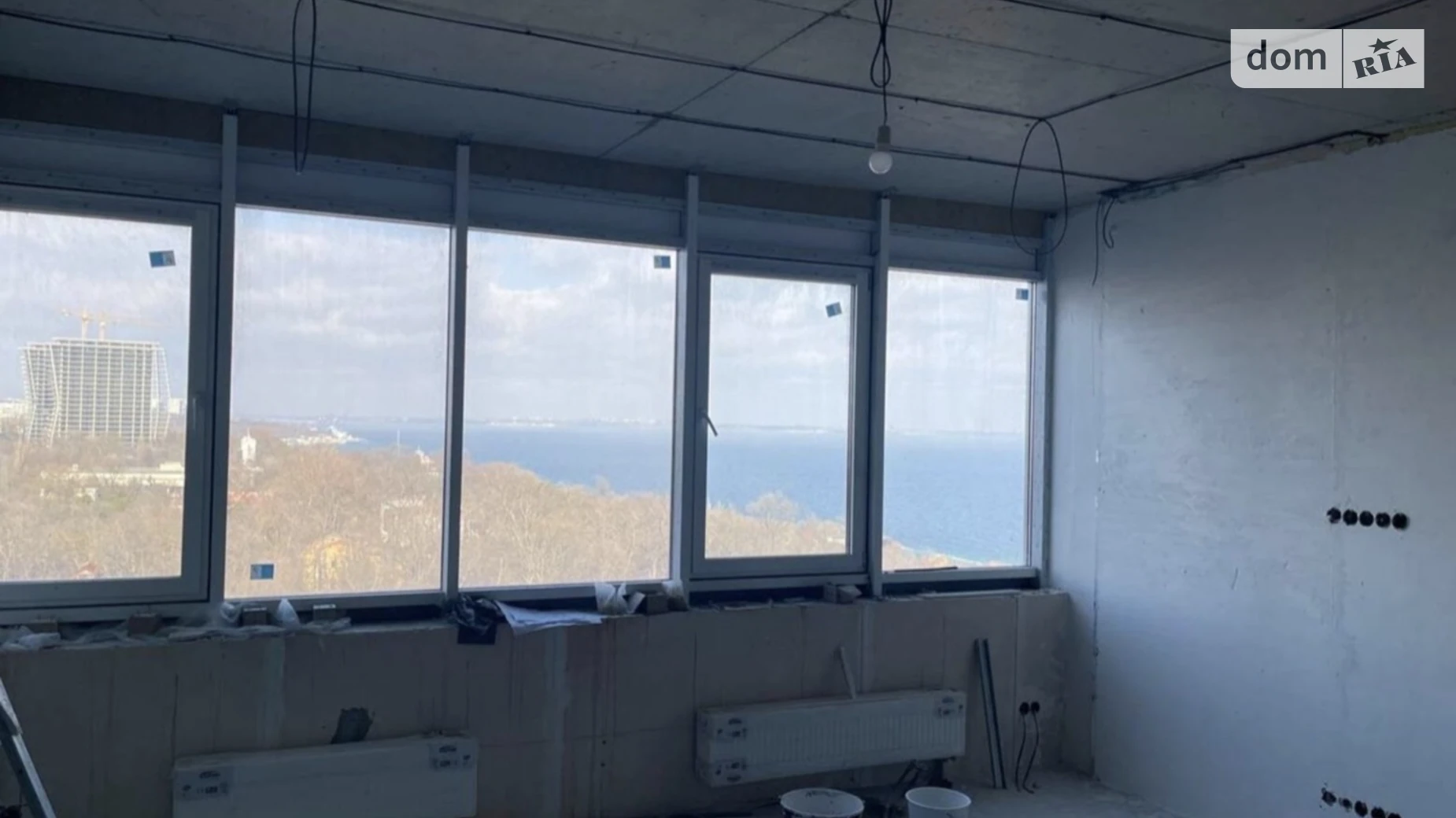 Продается 1-комнатная квартира 69.4 кв. м в Одессе, бул. Французский, 85/5 - фото 3