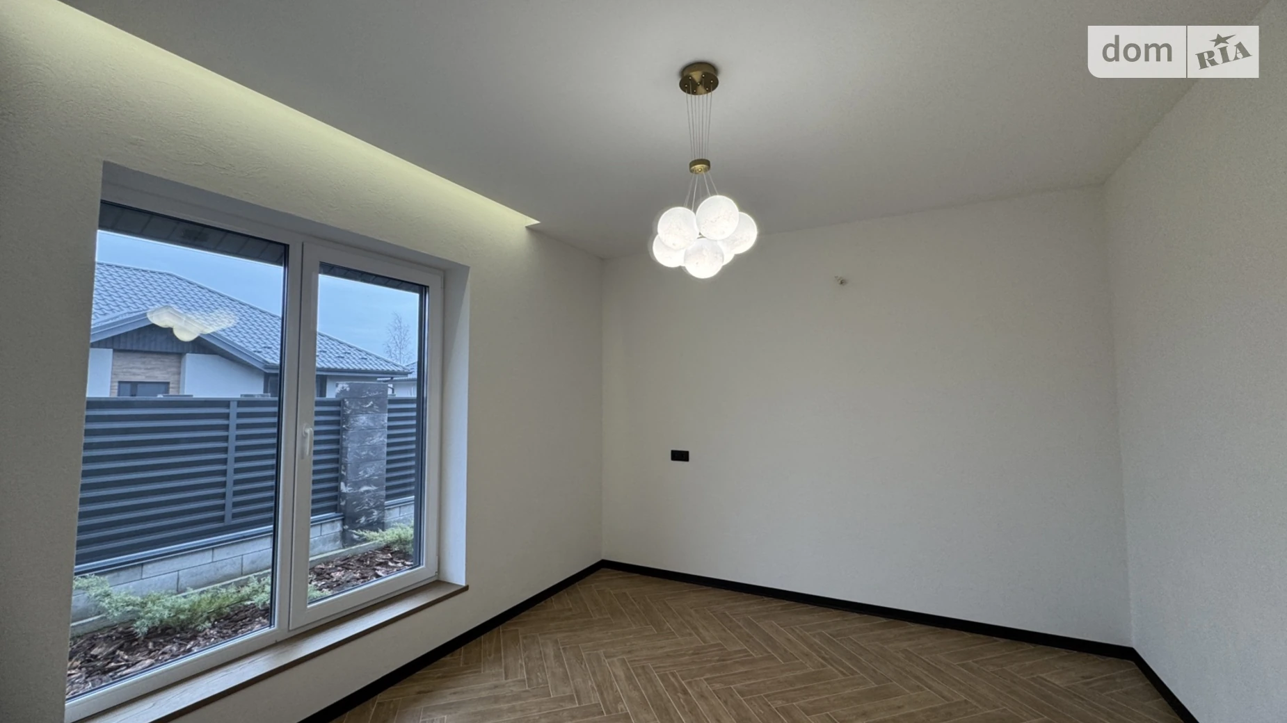 Продается одноэтажный дом 100 кв. м с садом, цена: 180000 $ - фото 4