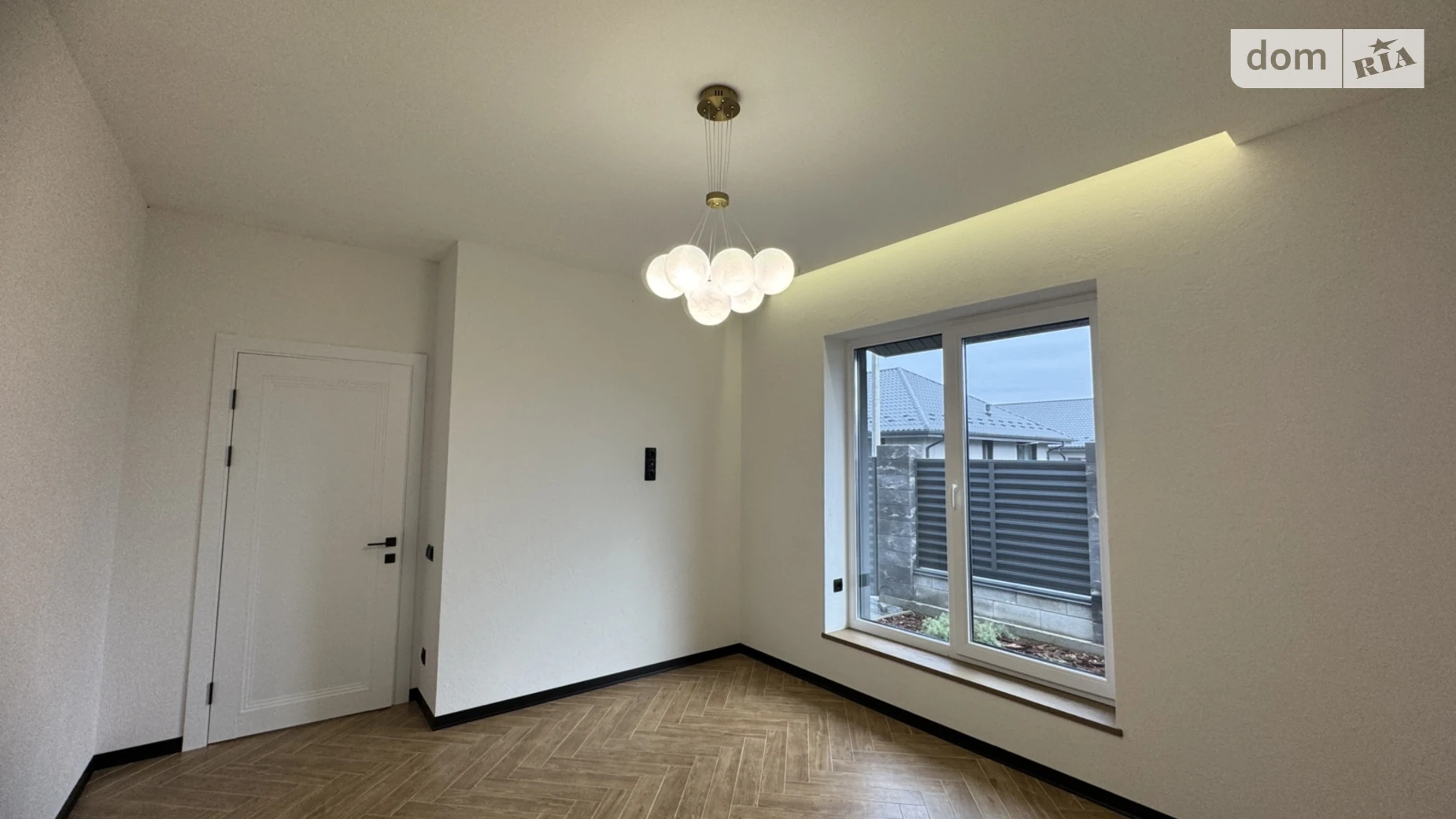 Продается одноэтажный дом 100 кв. м с садом, цена: 180000 $ - фото 5