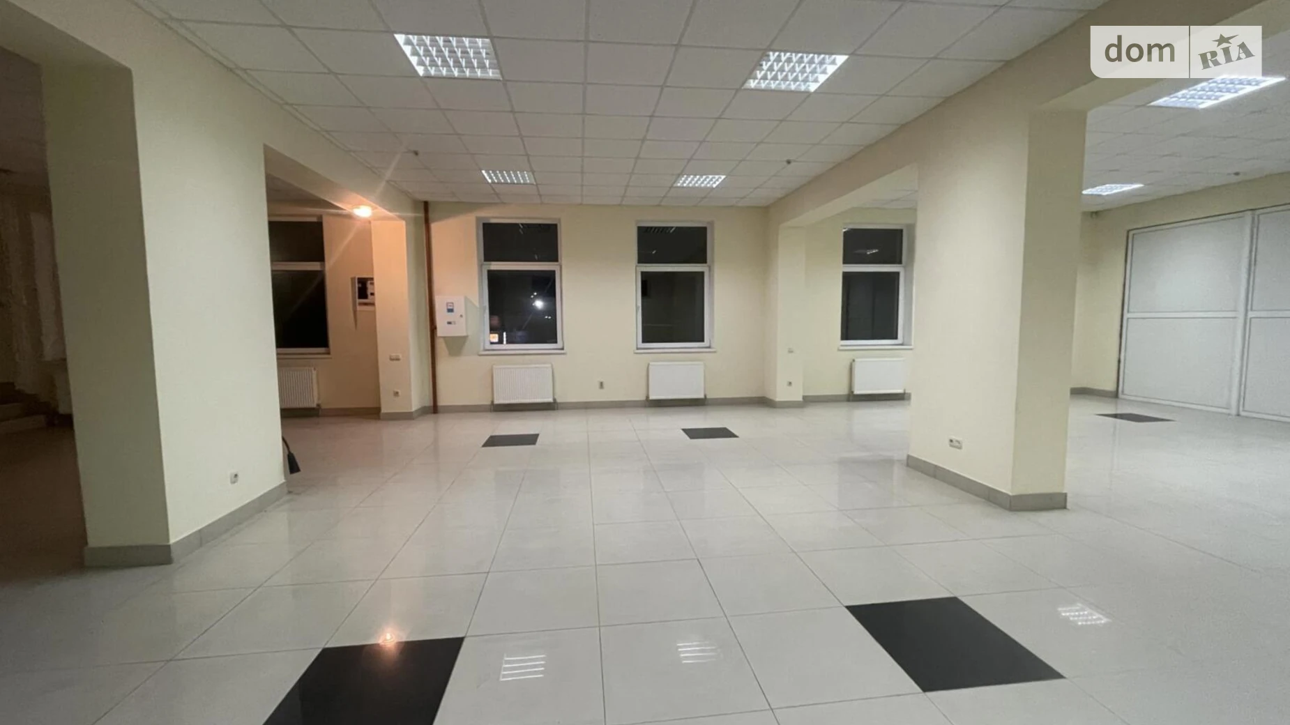 Сдается в аренду помещения свободного назначения 260 кв. м в 3-этажном здании, цена: 31200 грн - фото 4