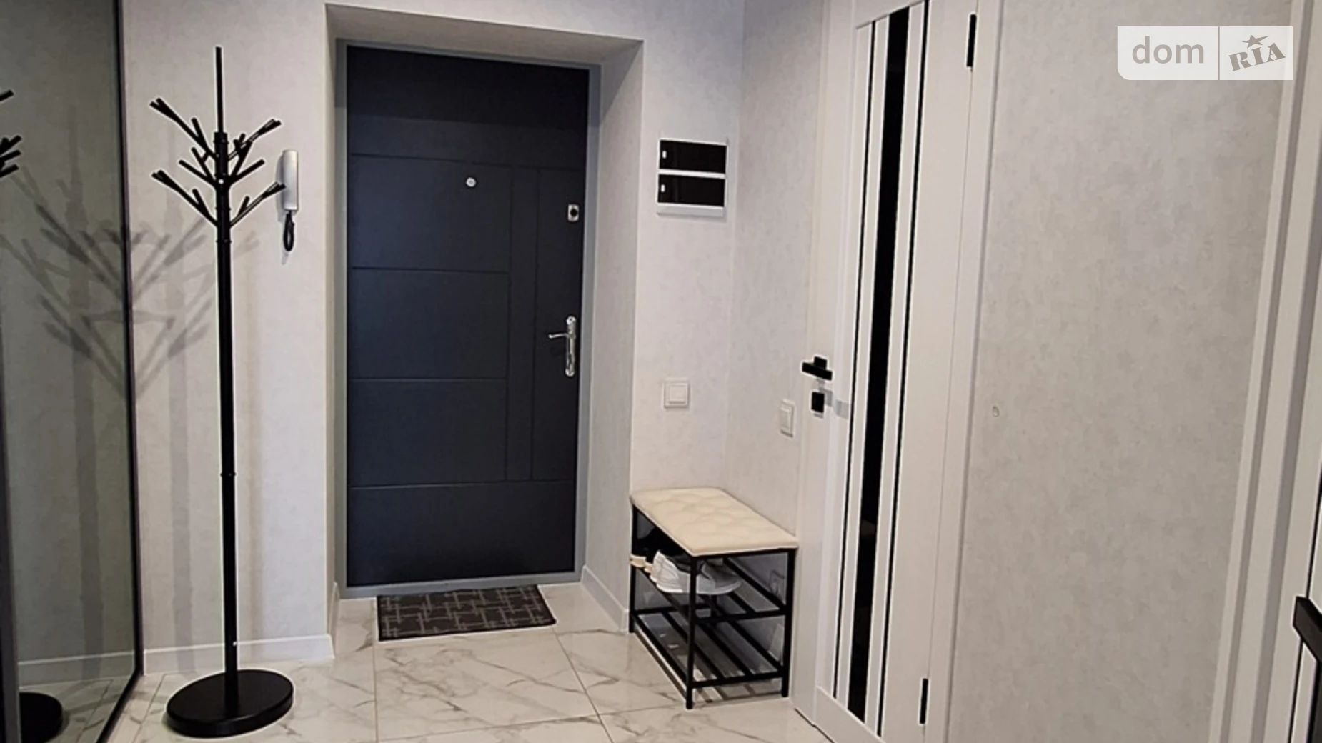 1-комнатная квартира 39.9 кв. м в Тернополе, ул. Довженко Александра, 24 - фото 2