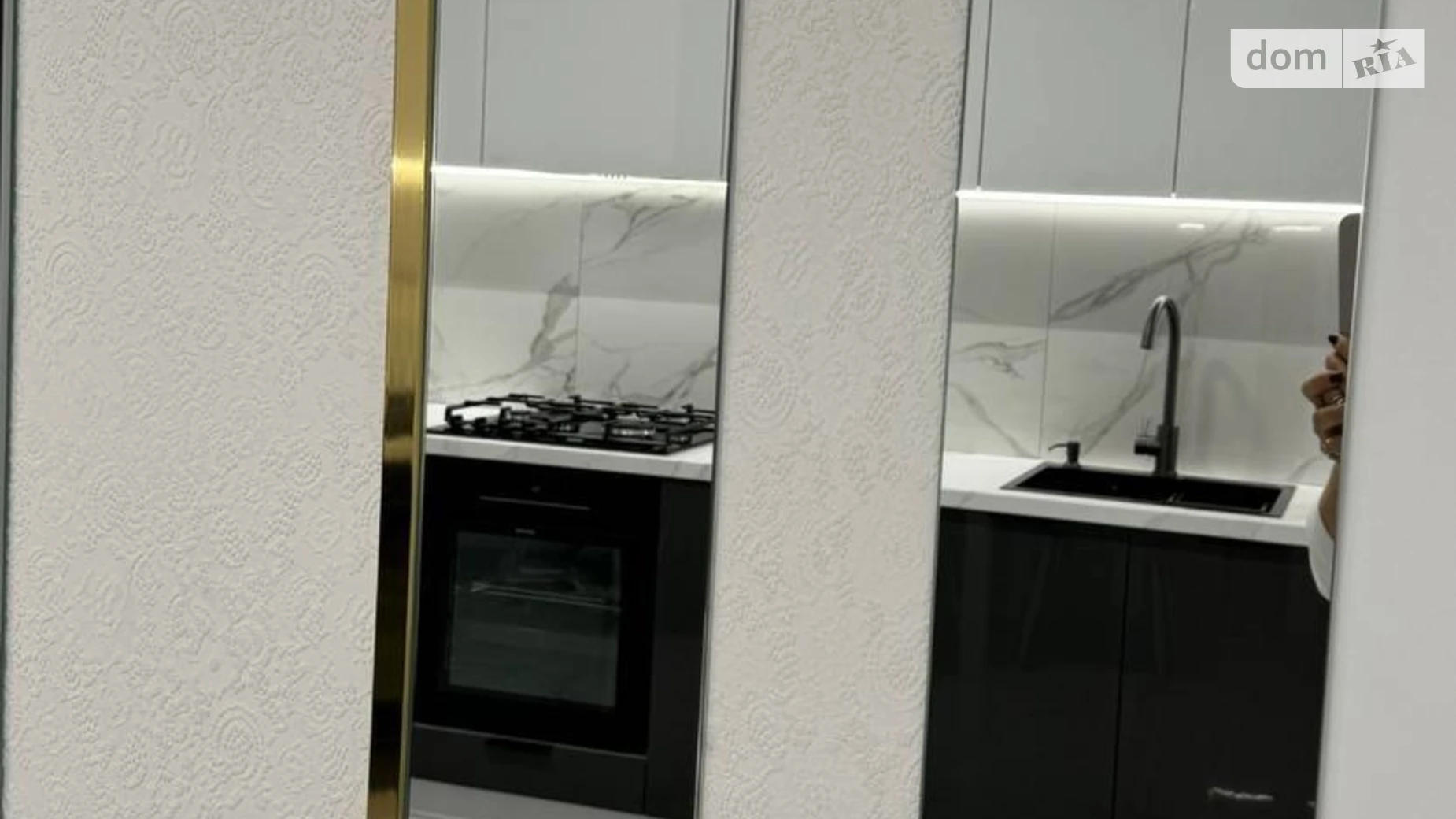 Продается 1-комнатная квартира 67.8 кв. м в Хмельницком, ул. Кармелюка, 3В - фото 3