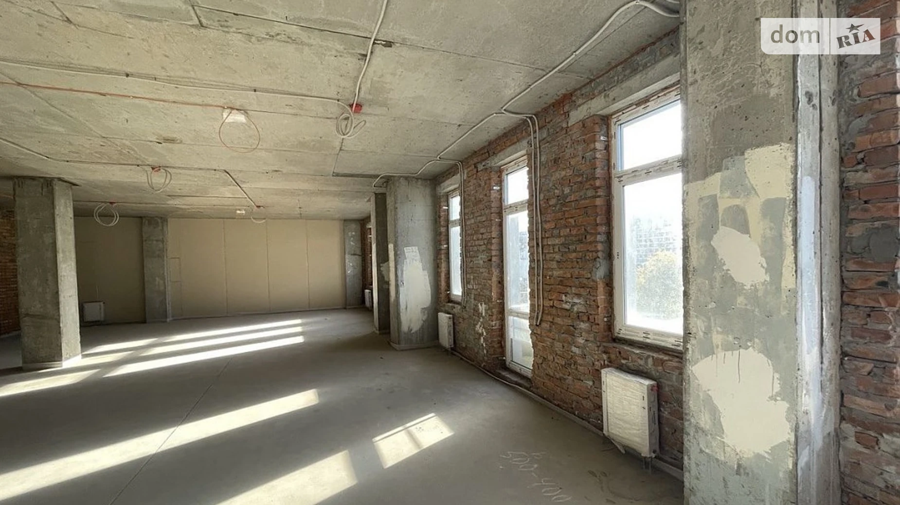 Продается офис 746 кв. м в бизнес-центре, цена: 2014200 $ - фото 4