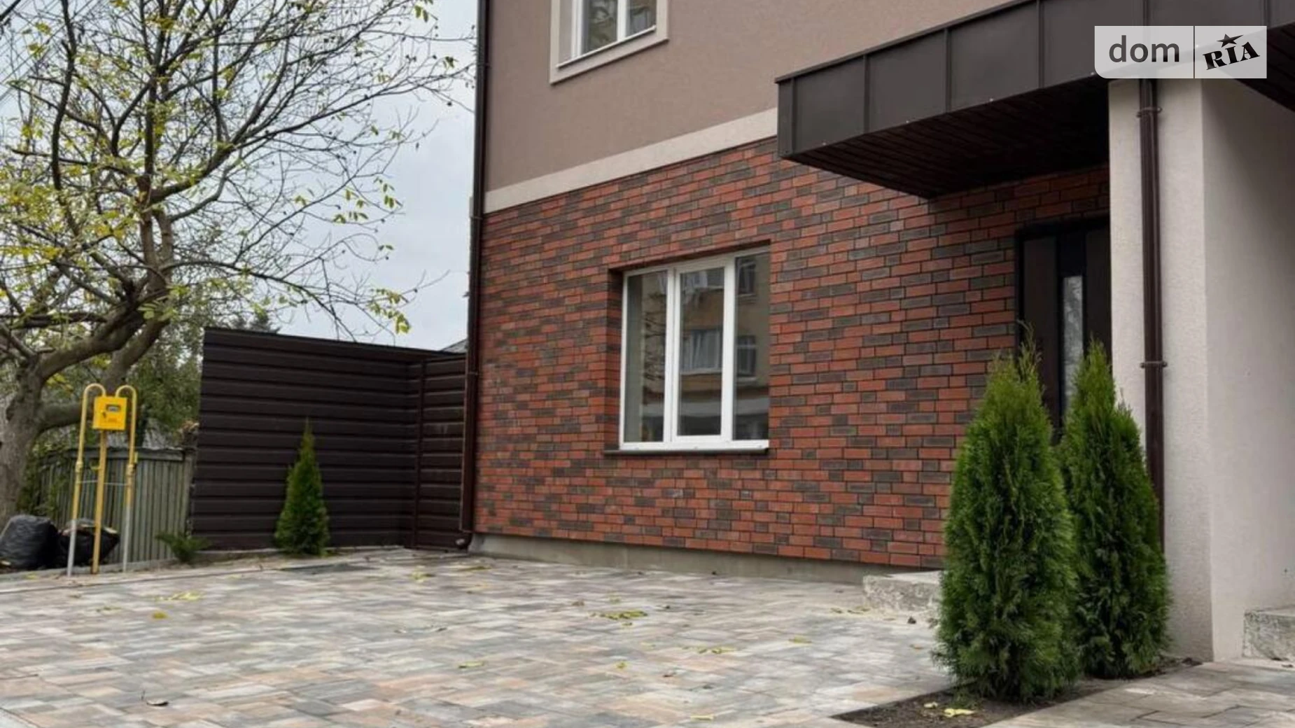 Продается дом на 2 этажа 128 кв. м с бассейном, цена: 112000 $ - фото 2