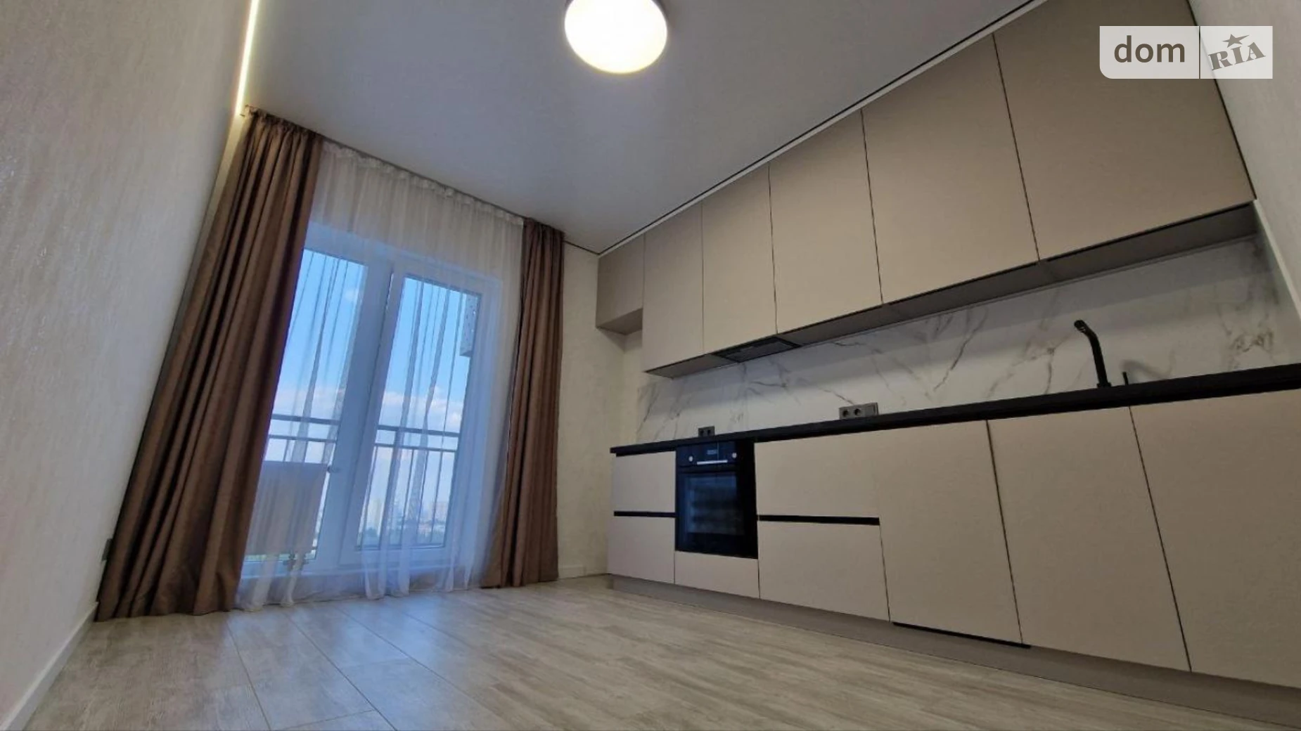 Продается 1-комнатная квартира 43 кв. м в Одессе, ул. Краснова, 1В - фото 4