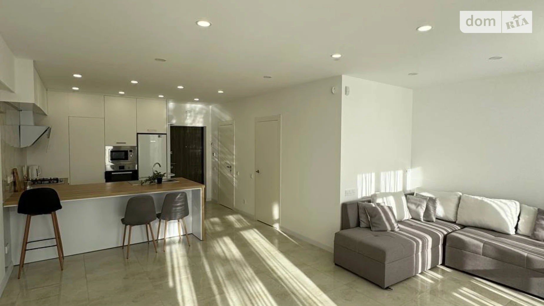 Сдается в аренду 1-комнатная квартира 70 кв. м в Львове, ул. Пимоненко Николая, 7Е - фото 3