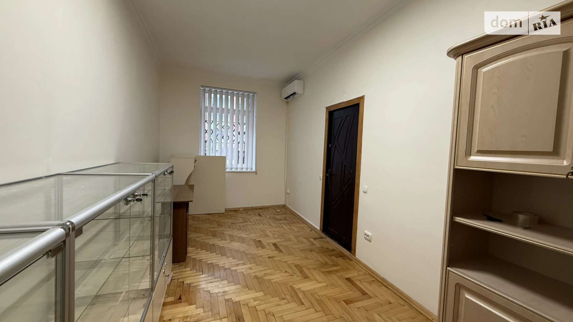 Сдается в аренду офис 16 кв. м в бизнес-центре, цена: 240 $ - фото 3