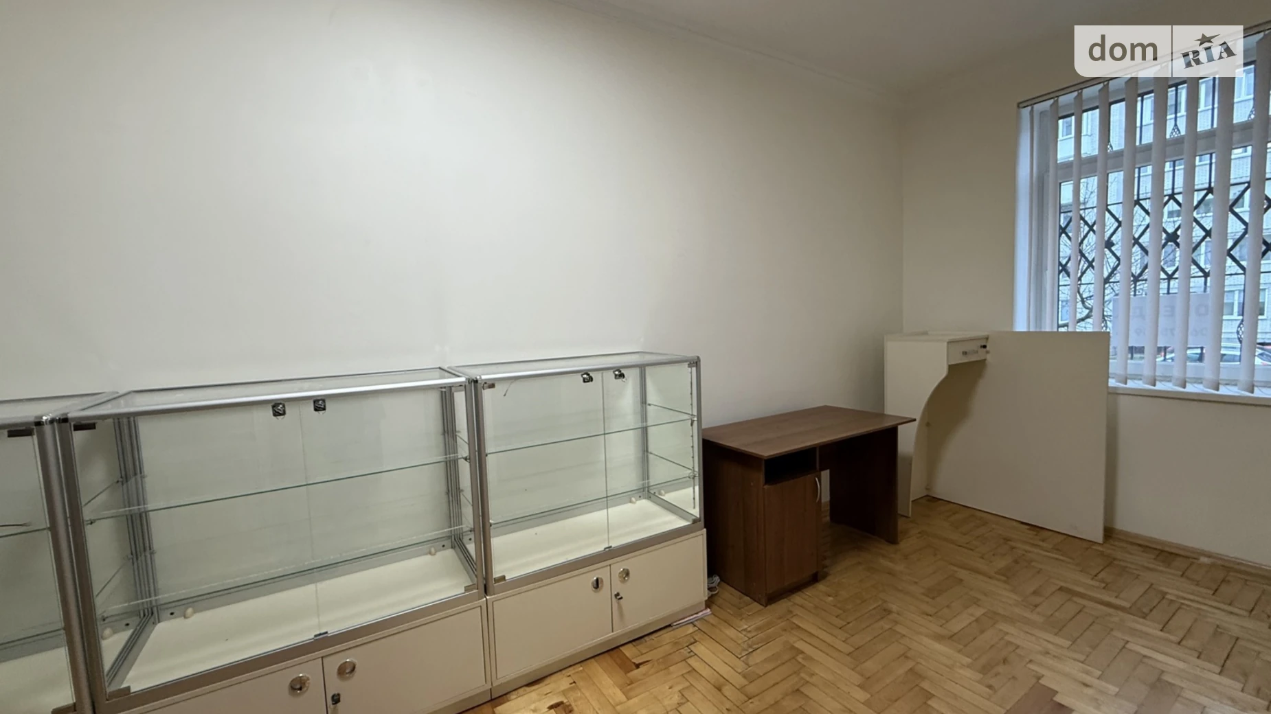 Сдается в аренду офис 16 кв. м в бизнес-центре, цена: 240 $ - фото 4