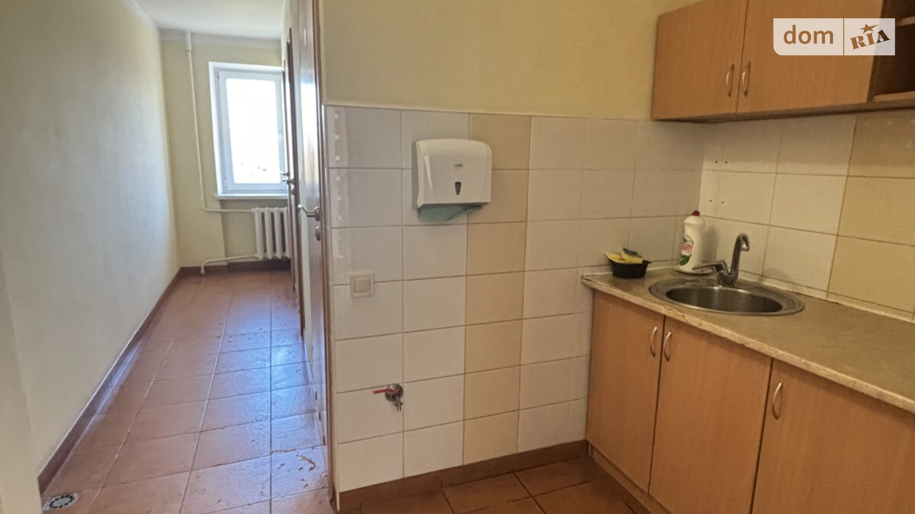 Сдается в аренду офис 18 кв. м в бизнес-центре, цена: 5000 грн - фото 2